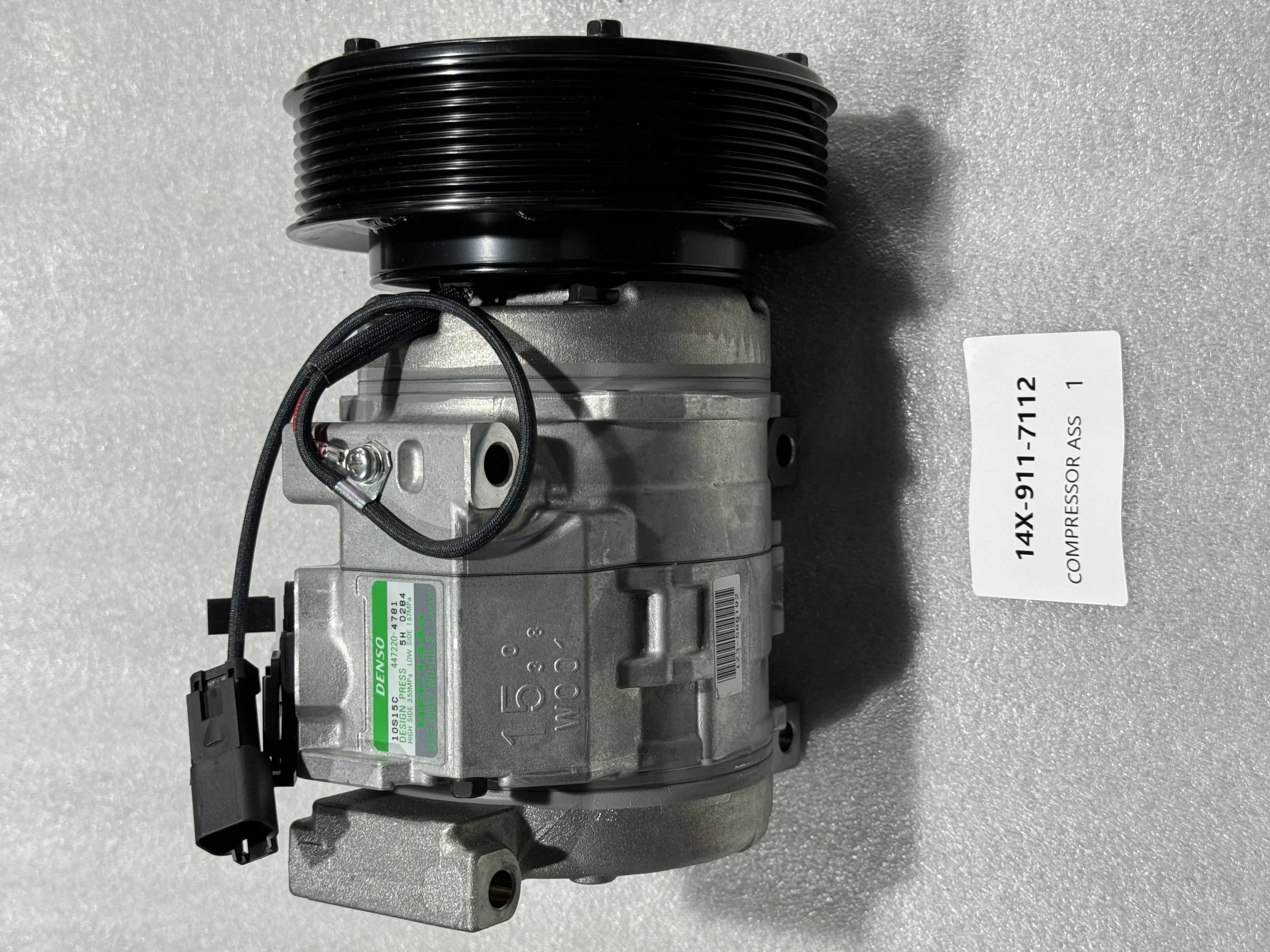 6D170-5 Air Conditioner Compressor 14X-911-7112