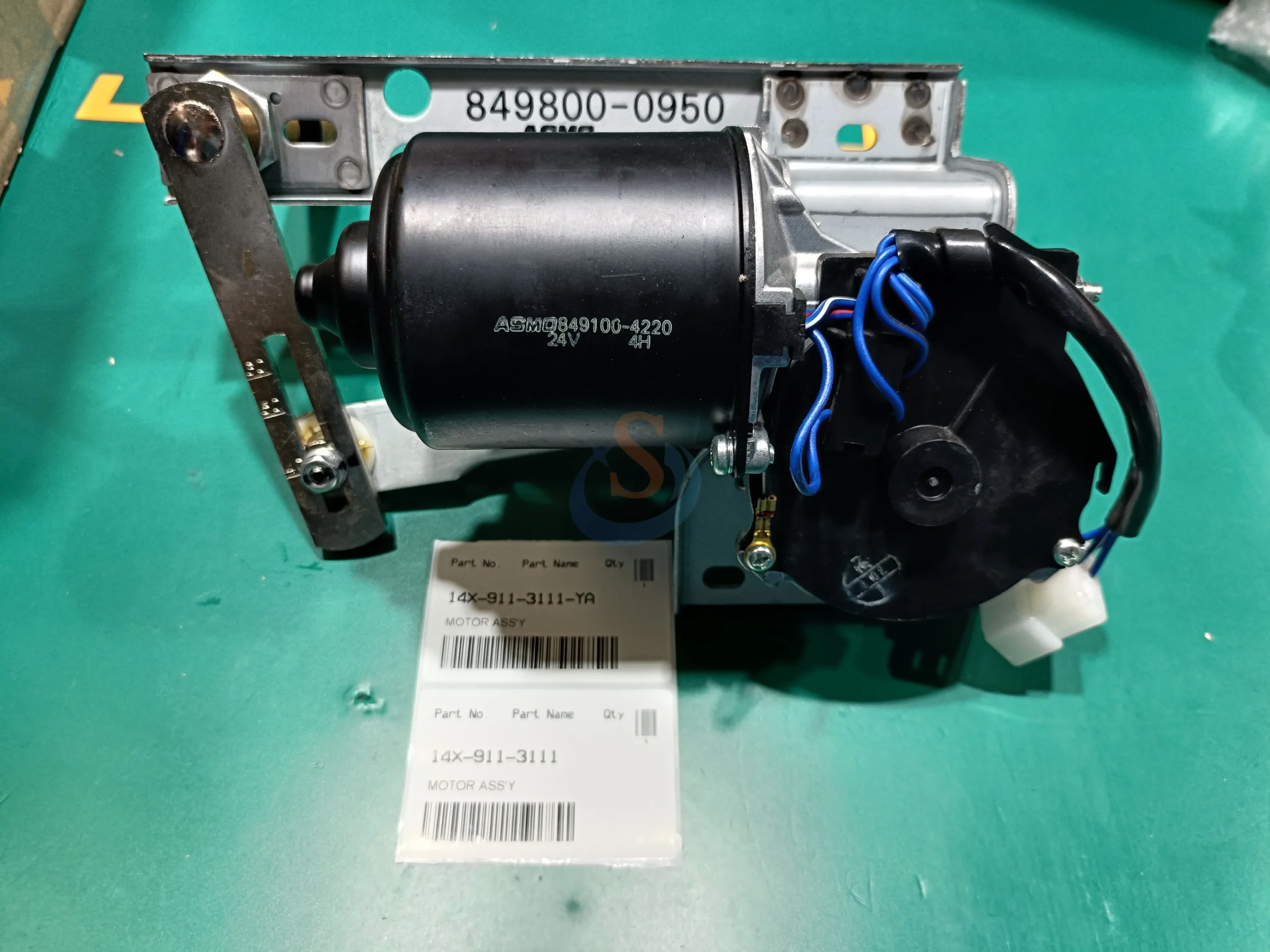 14X-911-3111,WIPER MOTOR ASS’Y,D155A,D275A,D375A
