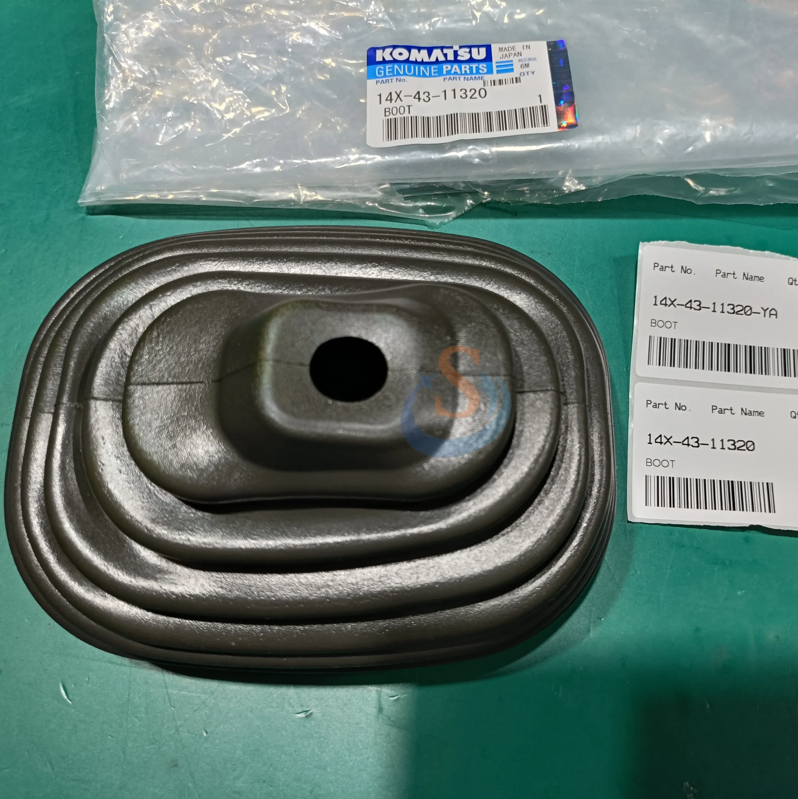 14X-43-11320,BOOT,D65PX,D85E,D155A