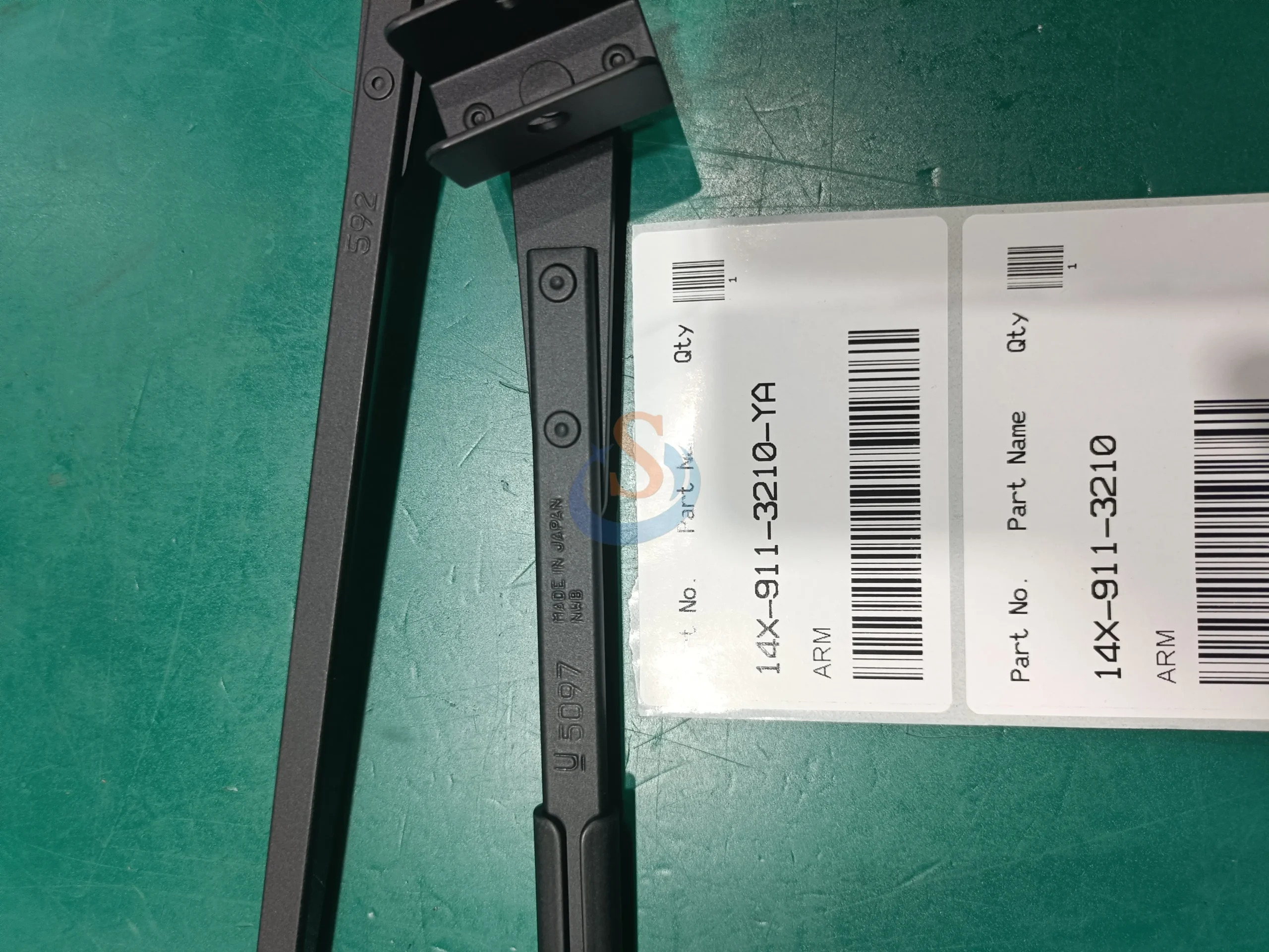 14X-911-3210,ARM,D65PX,D155A,D275A,D375A