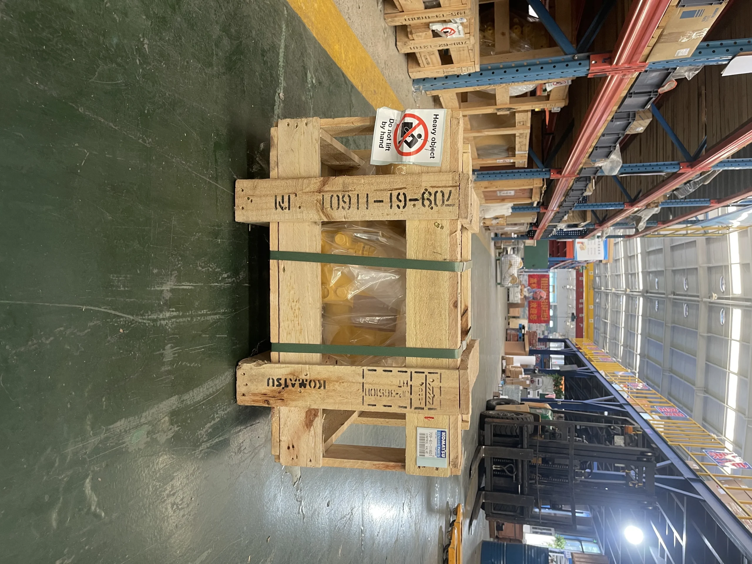 709-61-11601 Valve Assembly for Komatsu D375A-5