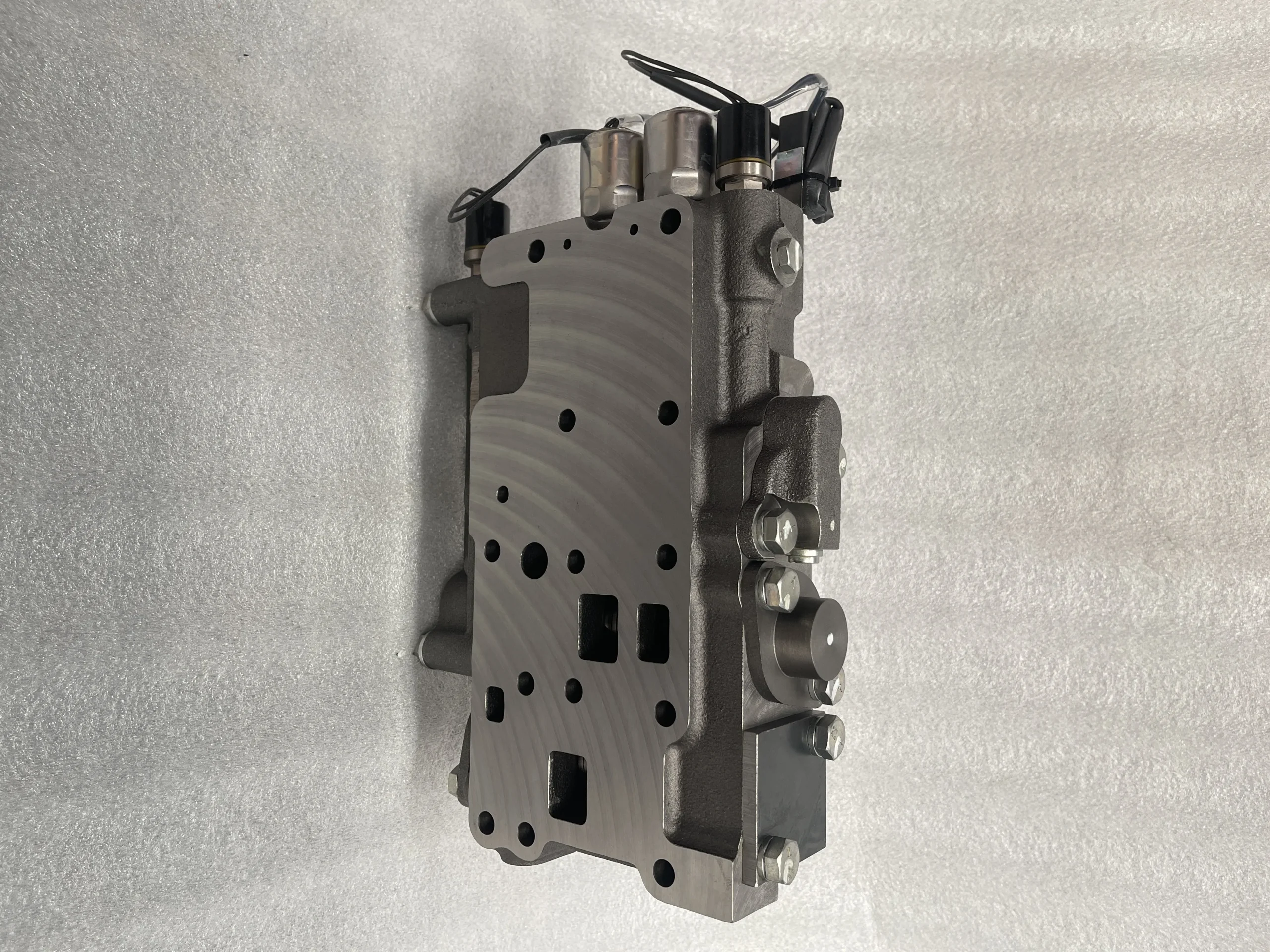 HD785-7 converter valve 561-13-76700