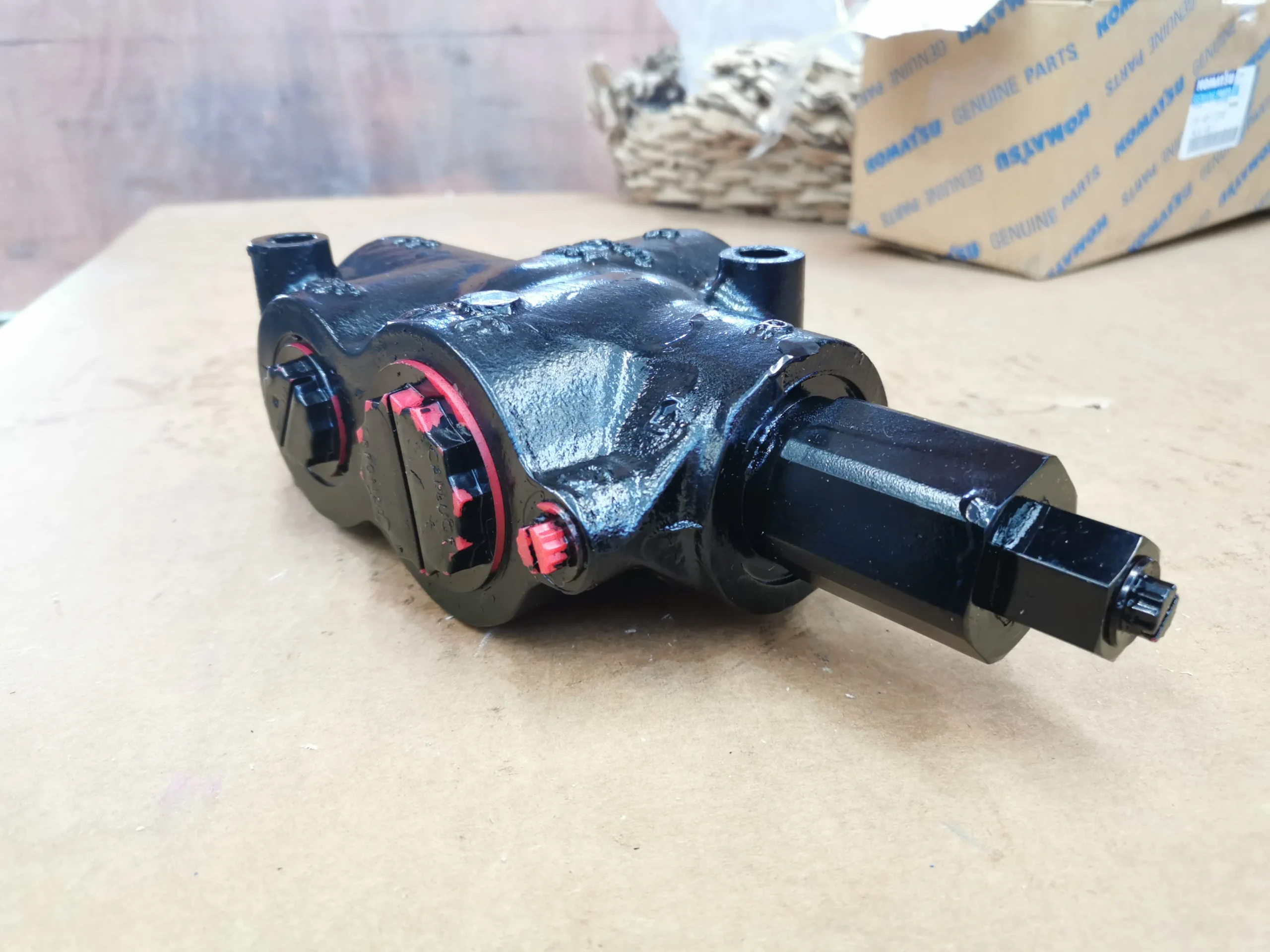 GD825A-2 valve assembly 235-40-12202