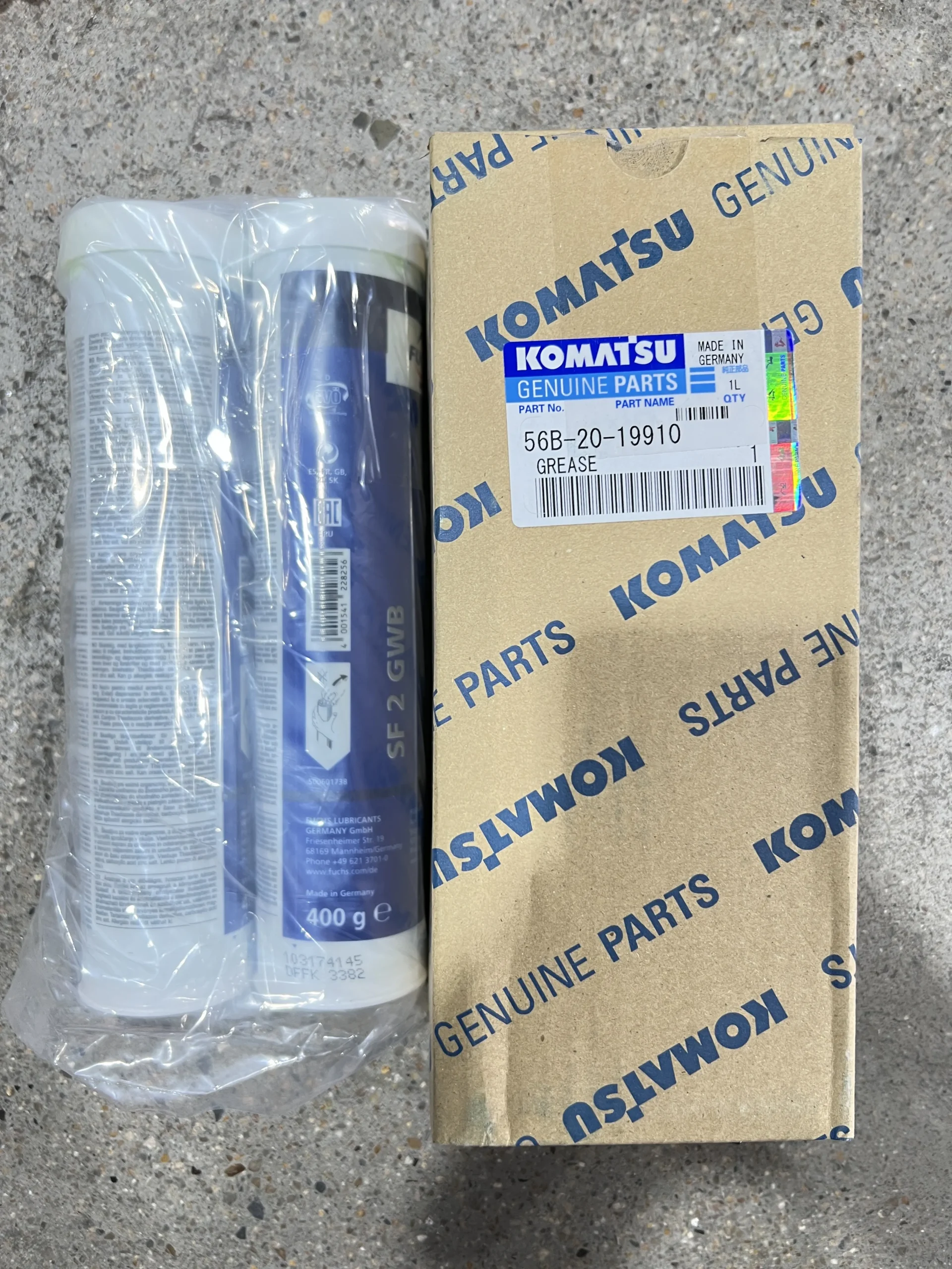 Original Hot Sale GREASE 56B-20-19910 GREASE for Komatsu HM400-1 HM350-1