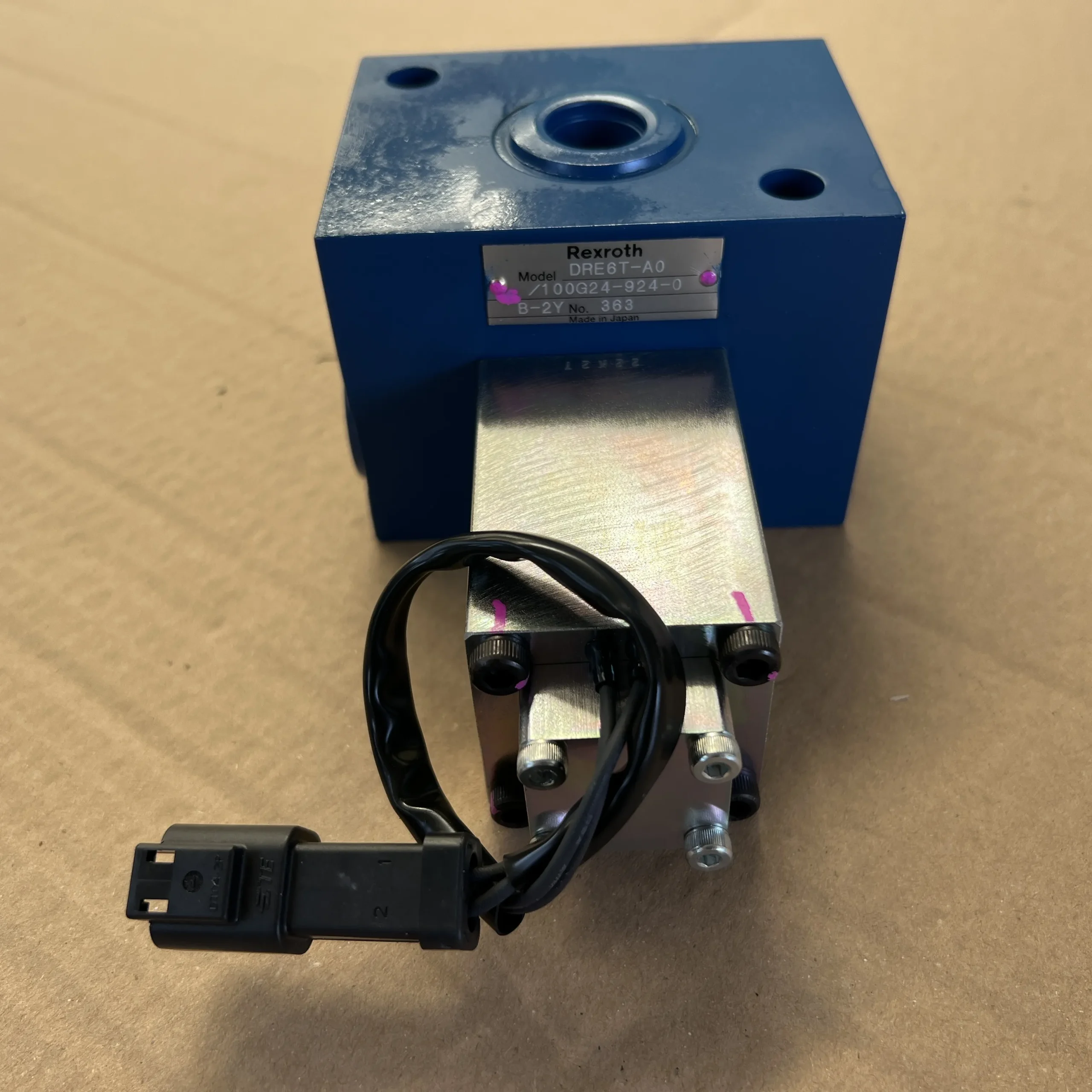 HD465-7 Proportional Solenoid Valve 569-43-83171