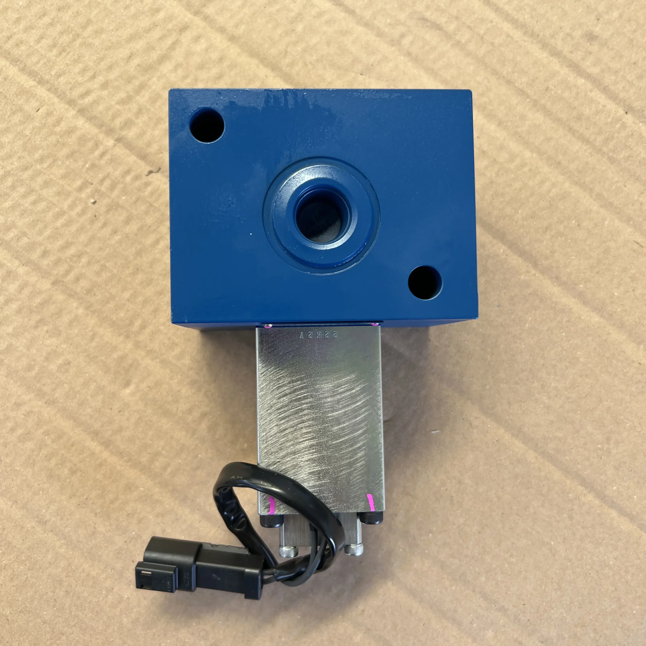 HD465-7 Proportional Solenoid Valve 569-43-83171