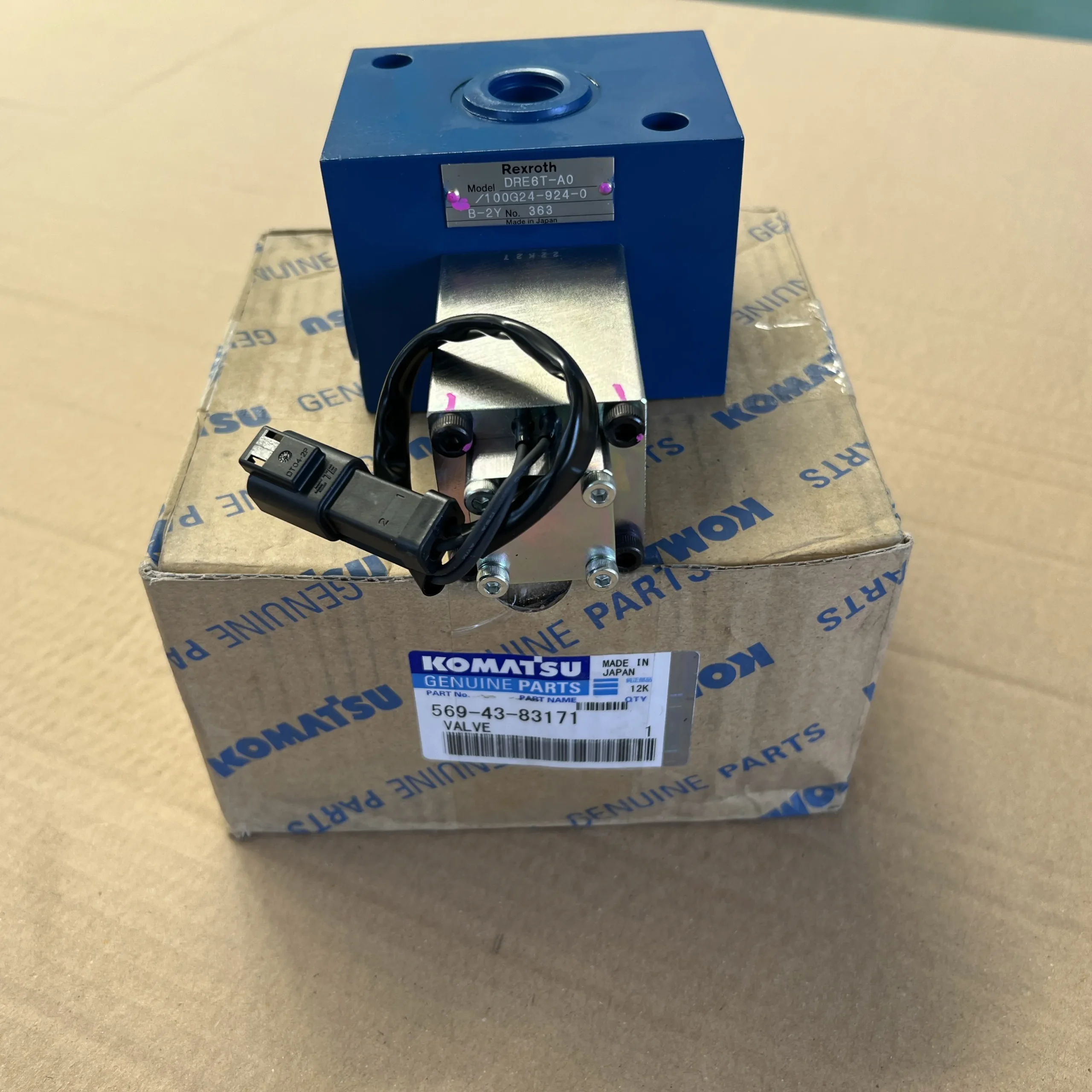 HD465-7 Proportional Solenoid Valve 569-43-83171