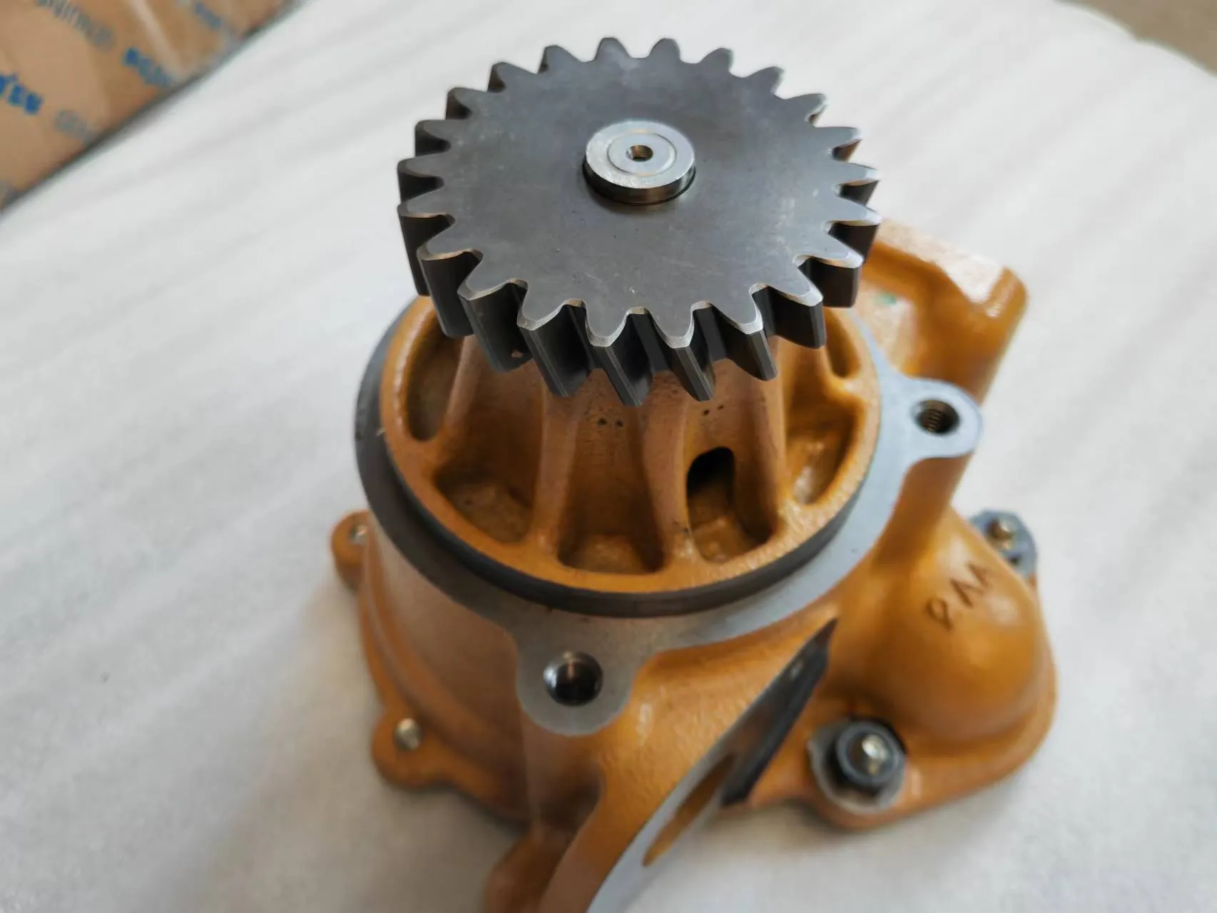 Water Pump Assembly 6219-61-1100 6219-61-1101 6219-61-1102 for Komatsu Engine SA12V140 SAA12V140E SDA12V140 Dump Truck HD785-7