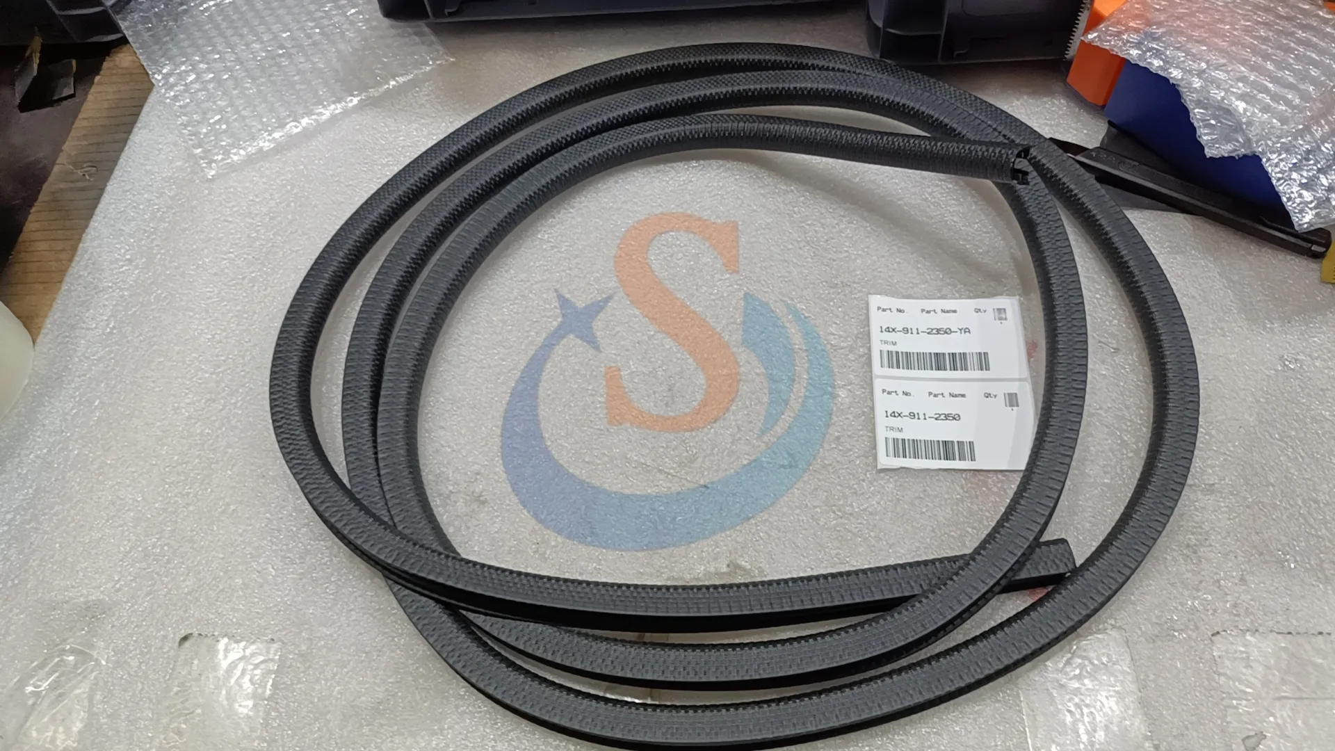 14X-911-2350,TRIM,D68ESS,D65PX,D155A,D375A