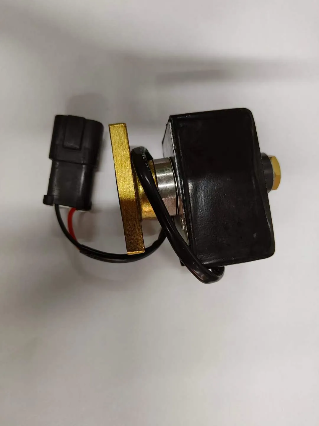 WA470-3 solenoid valve assembly 714-07-16730