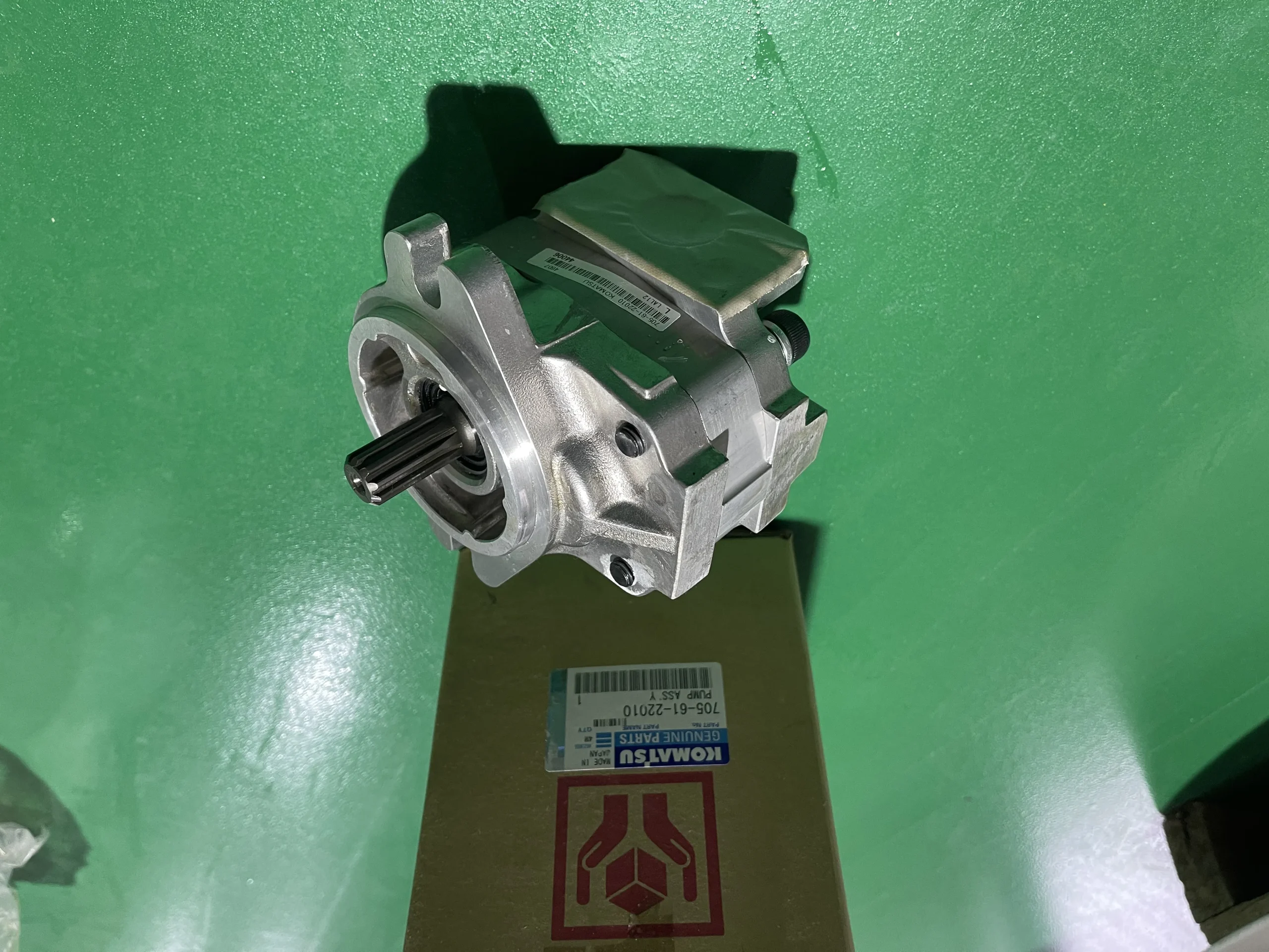 PUMP ASS’Y 705-61-22010 – KOMATSU