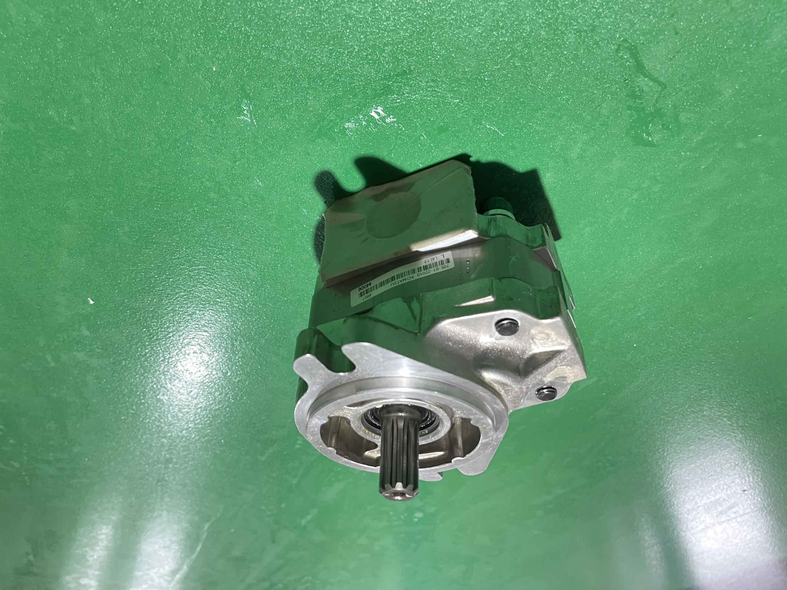 PUMP ASS’Y 705-61-22010 – KOMATSU