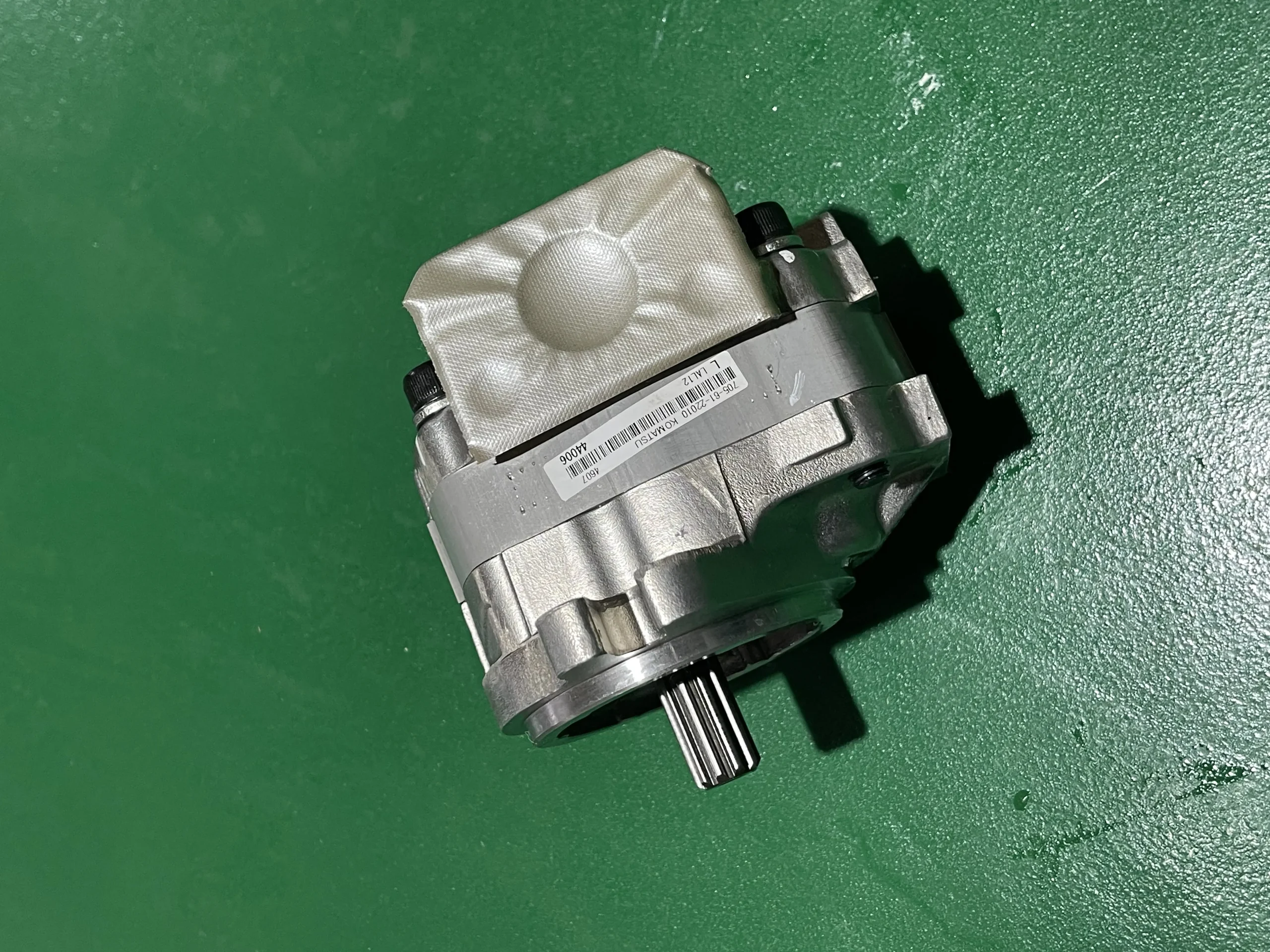 PUMP ASS’Y 705-61-22010 – KOMATSU