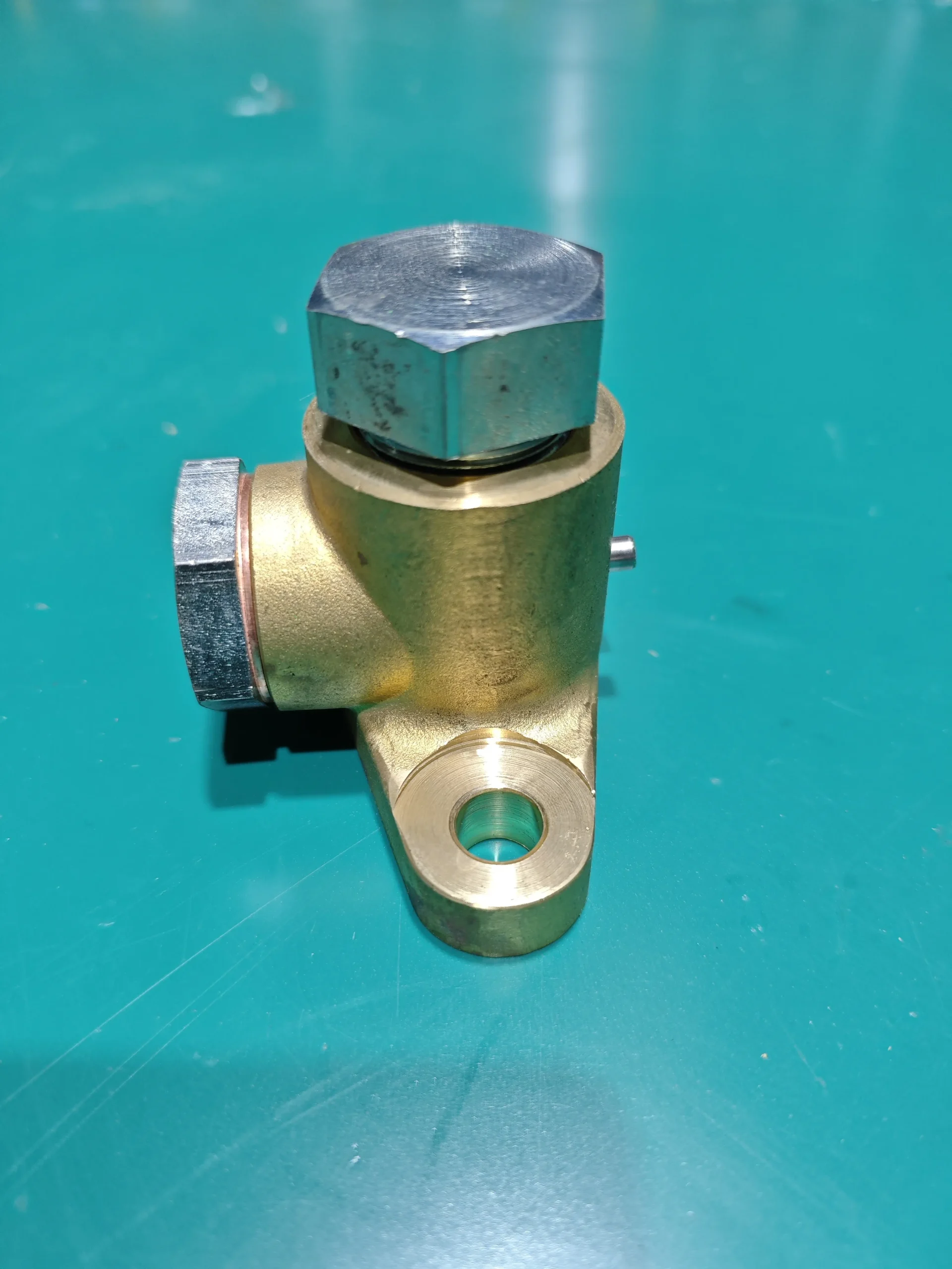 6693-22-5600 VALVE ASS’Y,OIL PAN DRAIN (Komatsu)