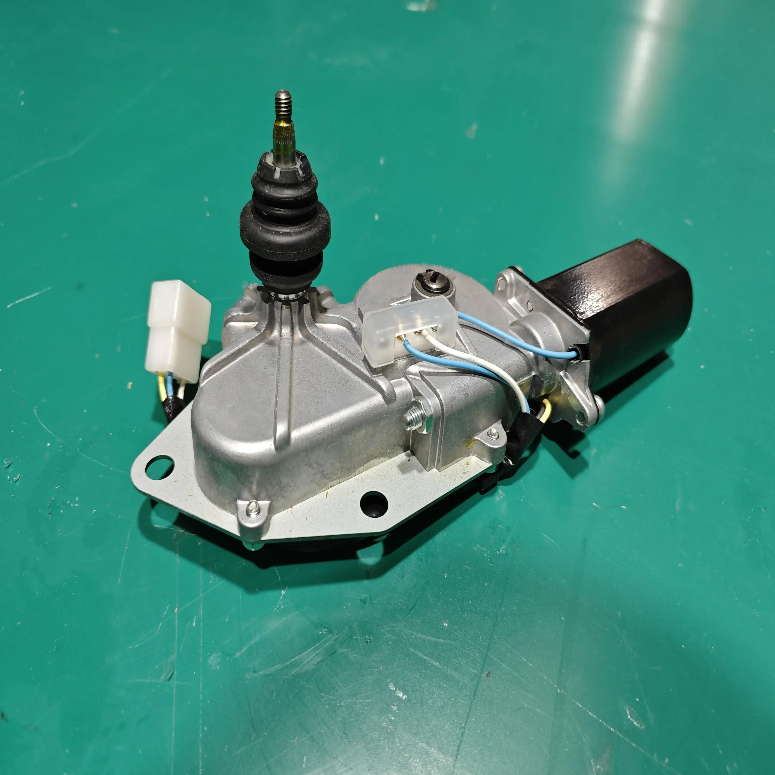 KOMATSUWIPERMOTOR23B-951-2610