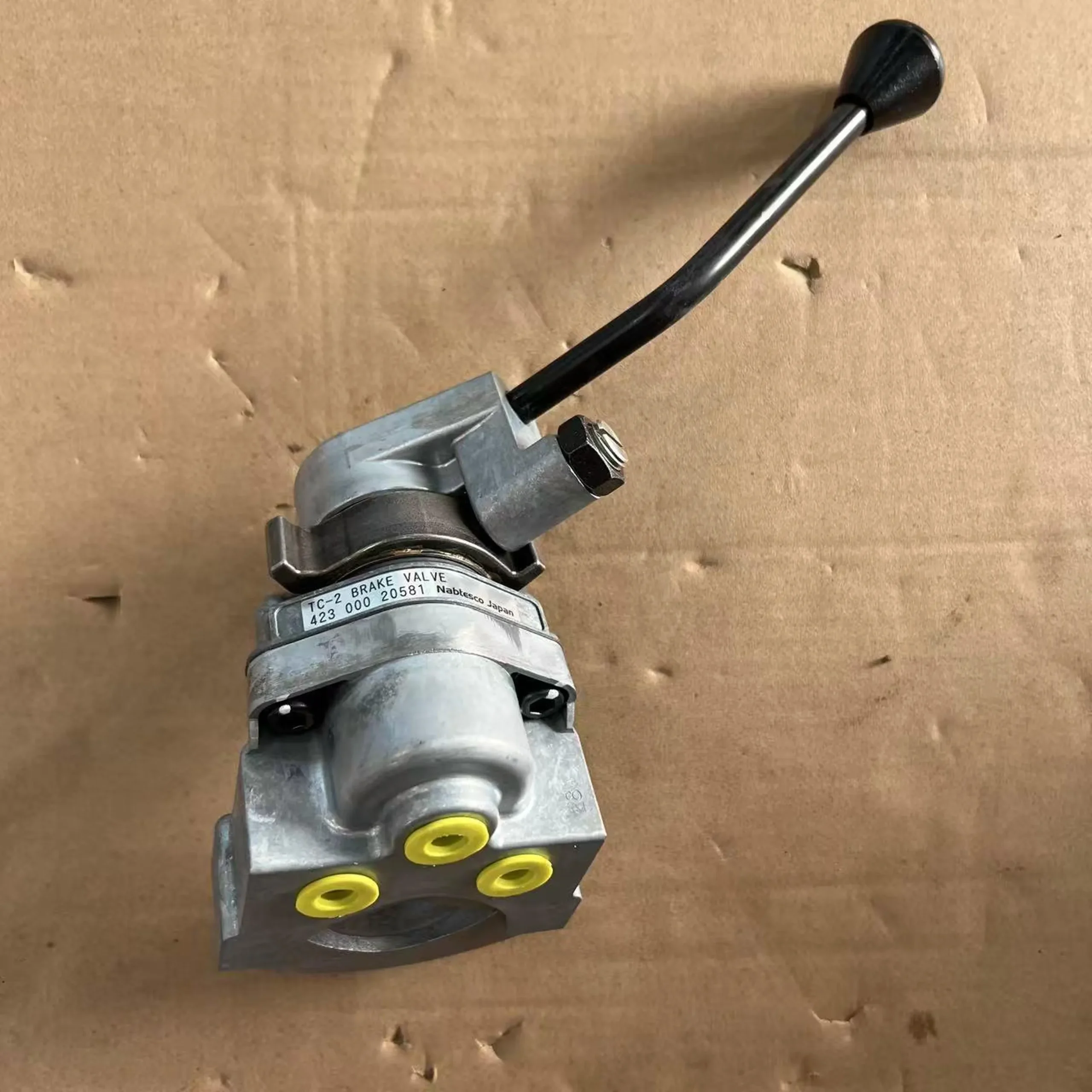 Brand New and Original RETARDER VALVE ASS’Y 561-35-62203 Valve Assembly for komatsu HD605-5 HD465-5 HD405-6 Dump Trucks