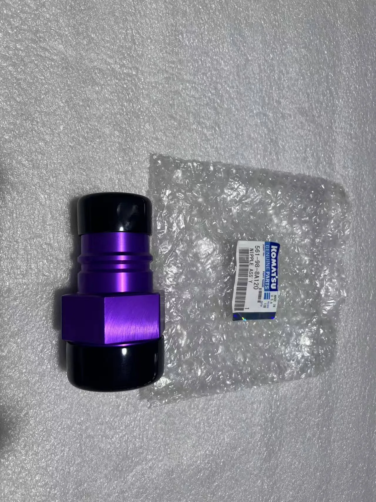 561-98-8A120 Komatsu Nipple Assembly