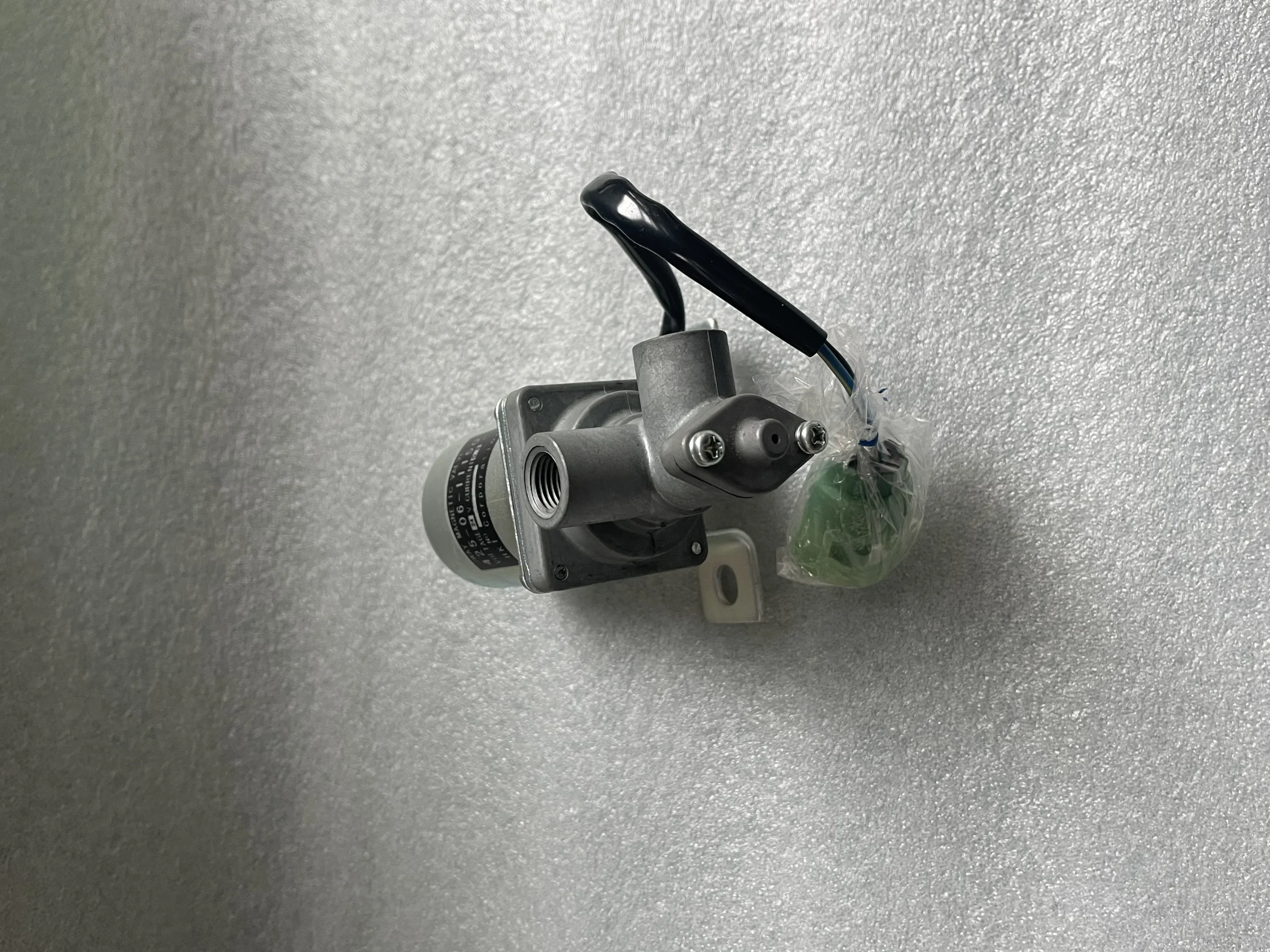 Valve,Parking brake425-06-11150