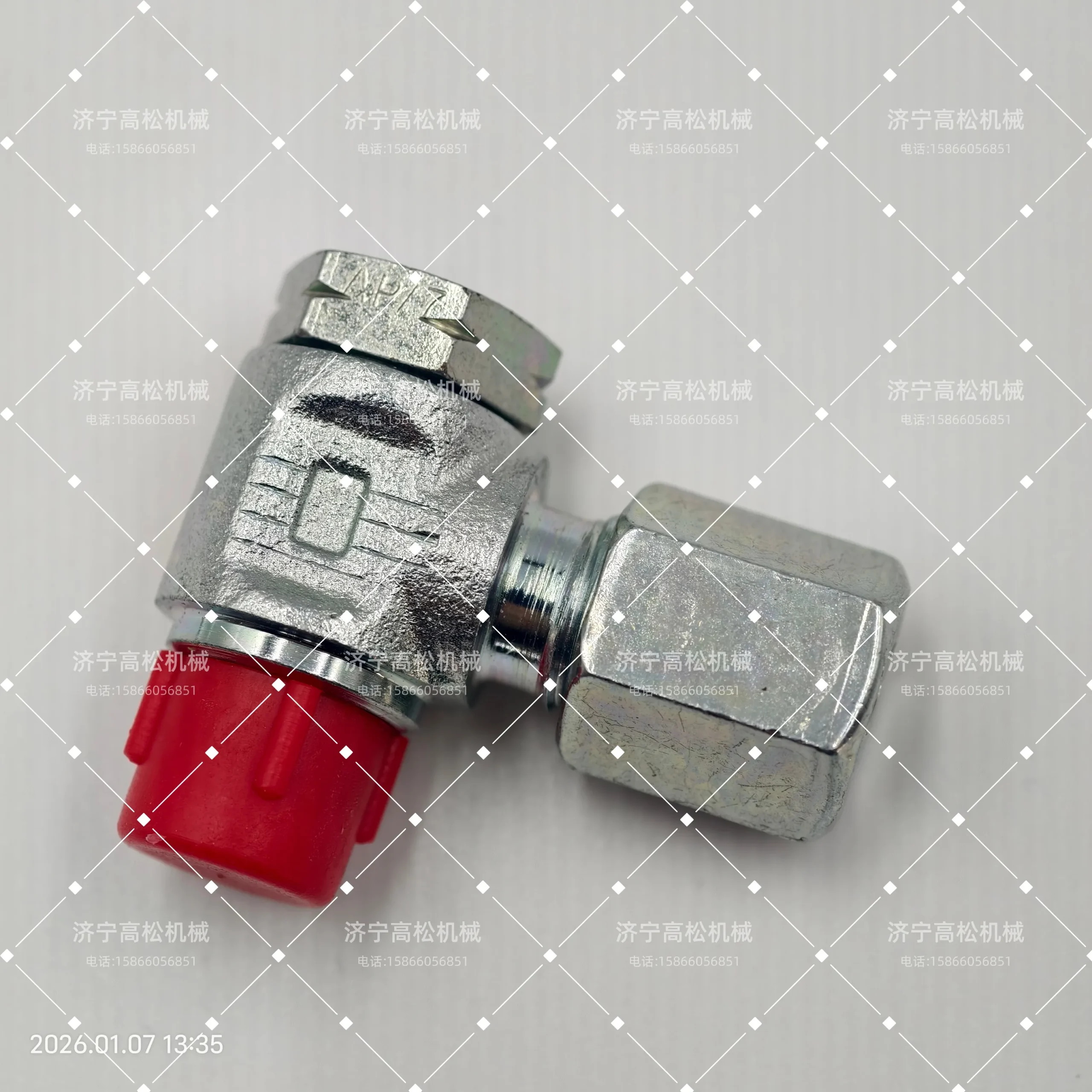 569-95-63520 – Connector fits KOMATSU