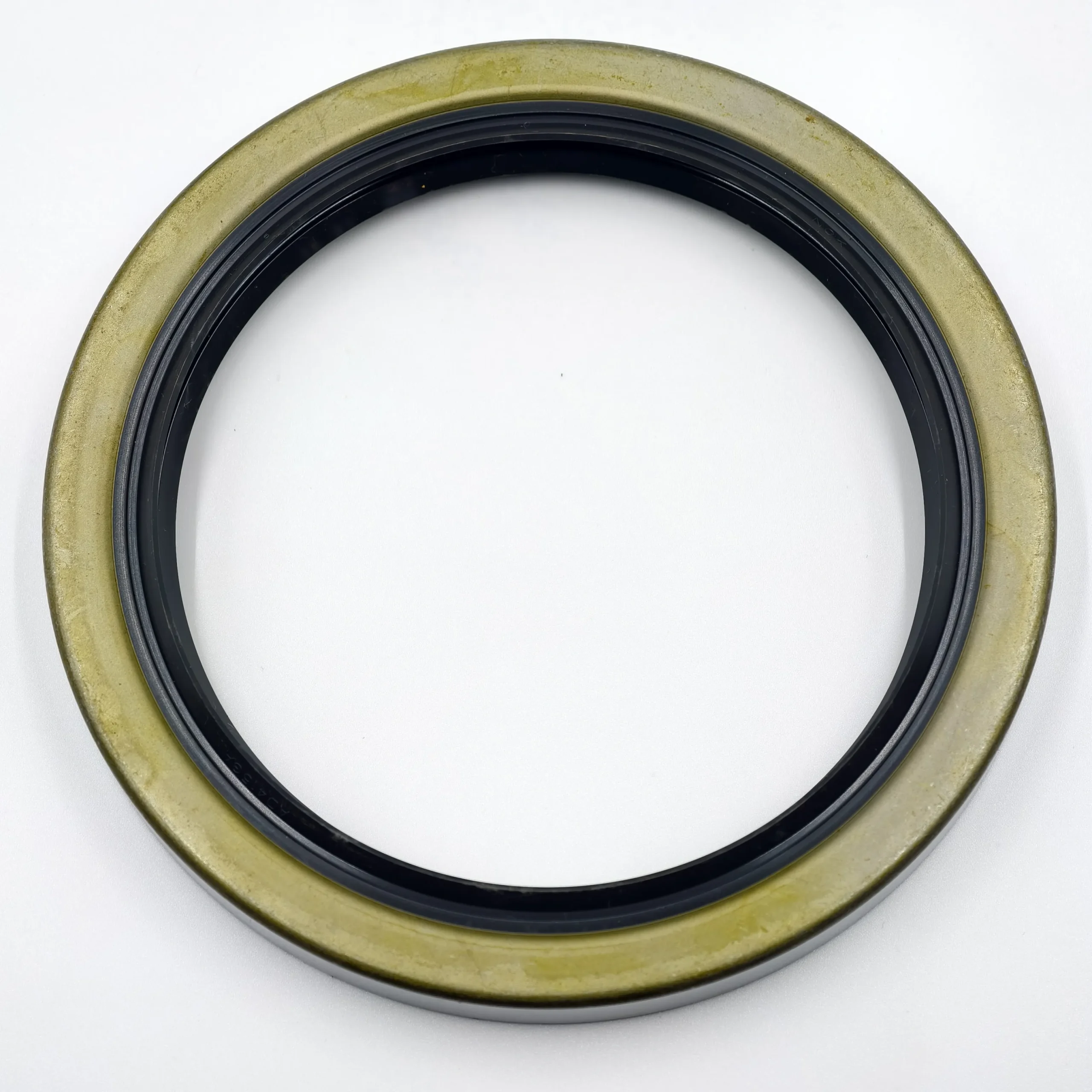 Komatsu 425-20-15740 SEAL, OIL