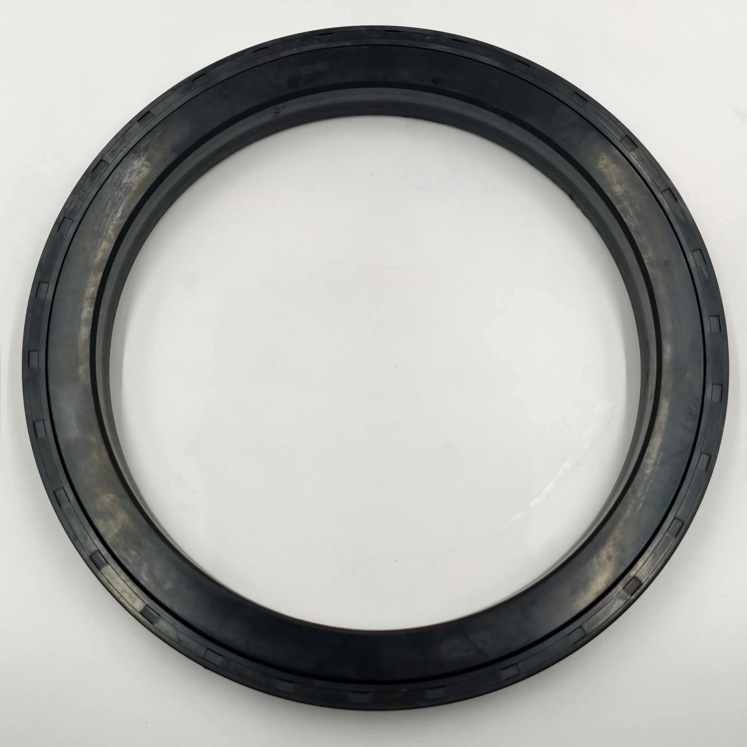 SEAL,OIL 235-25-11310 – KOMATSU