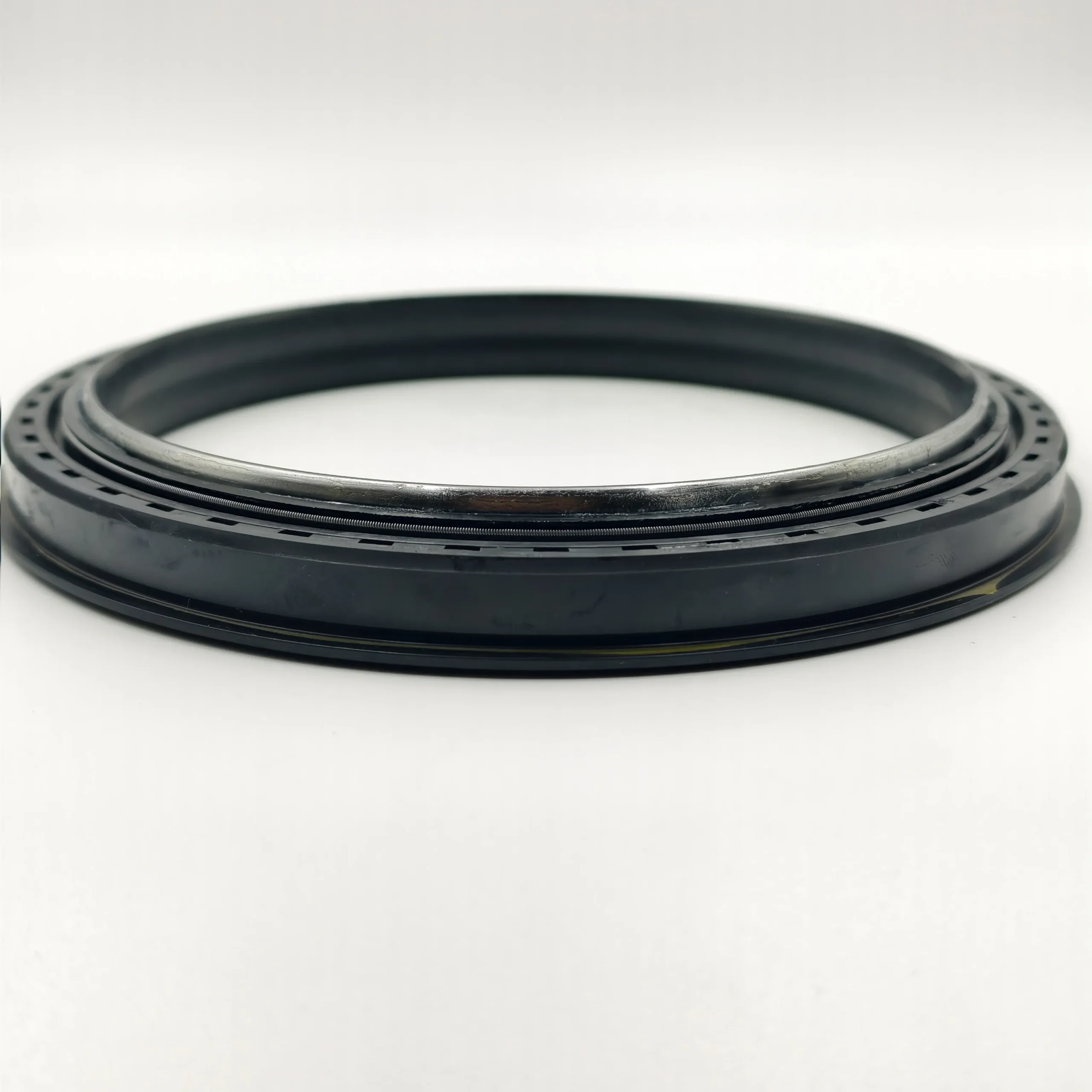 SEAL,OIL 235-25-11310 – KOMATSU