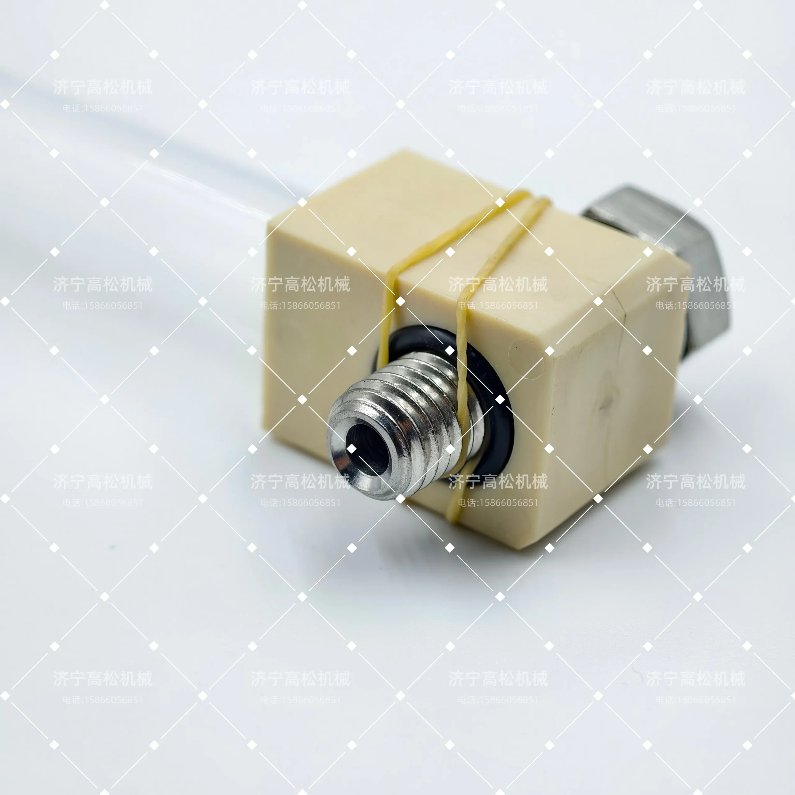 427-16-21120 Komatsu Head Cover Assembly