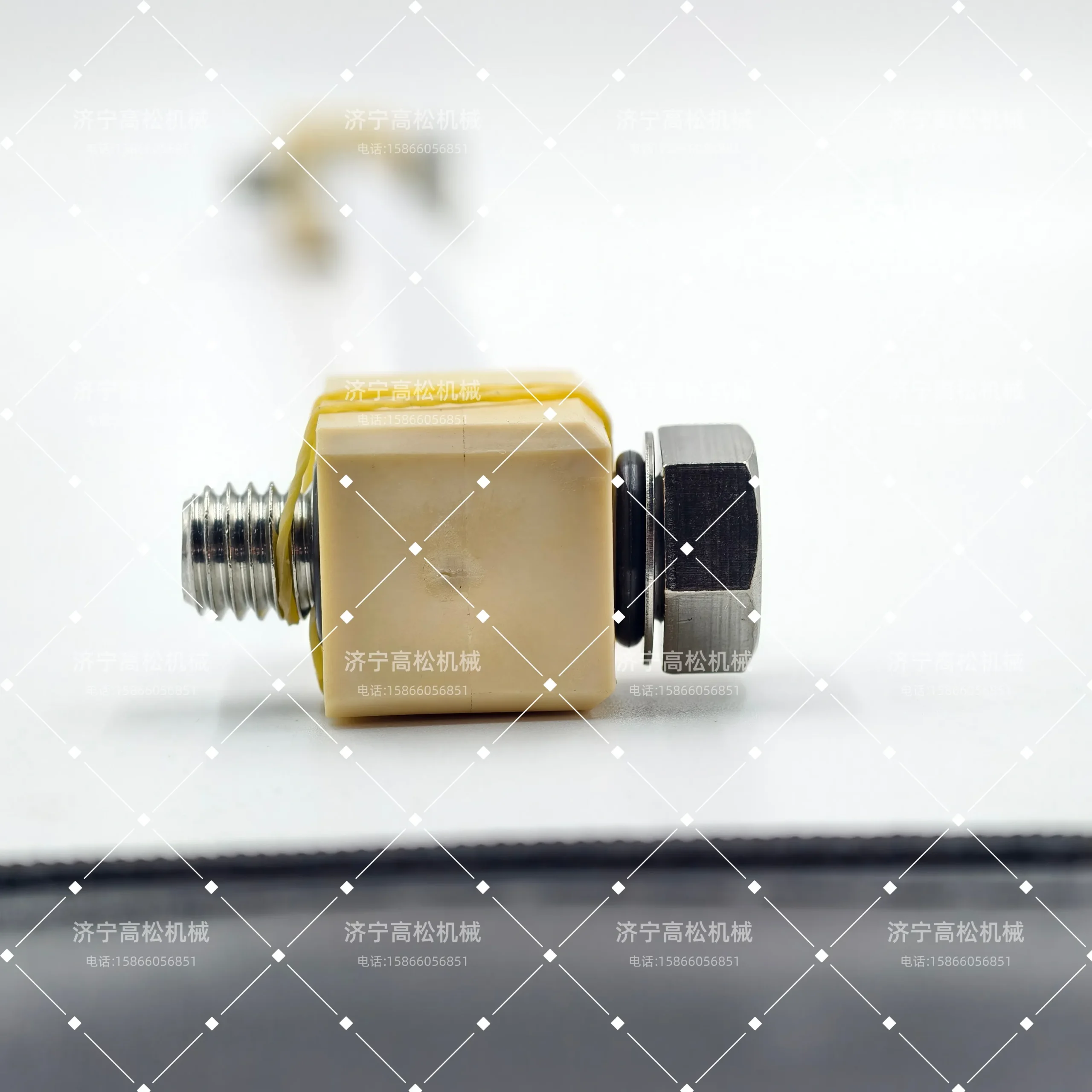 427-16-21120 Komatsu Head Cover Assembly