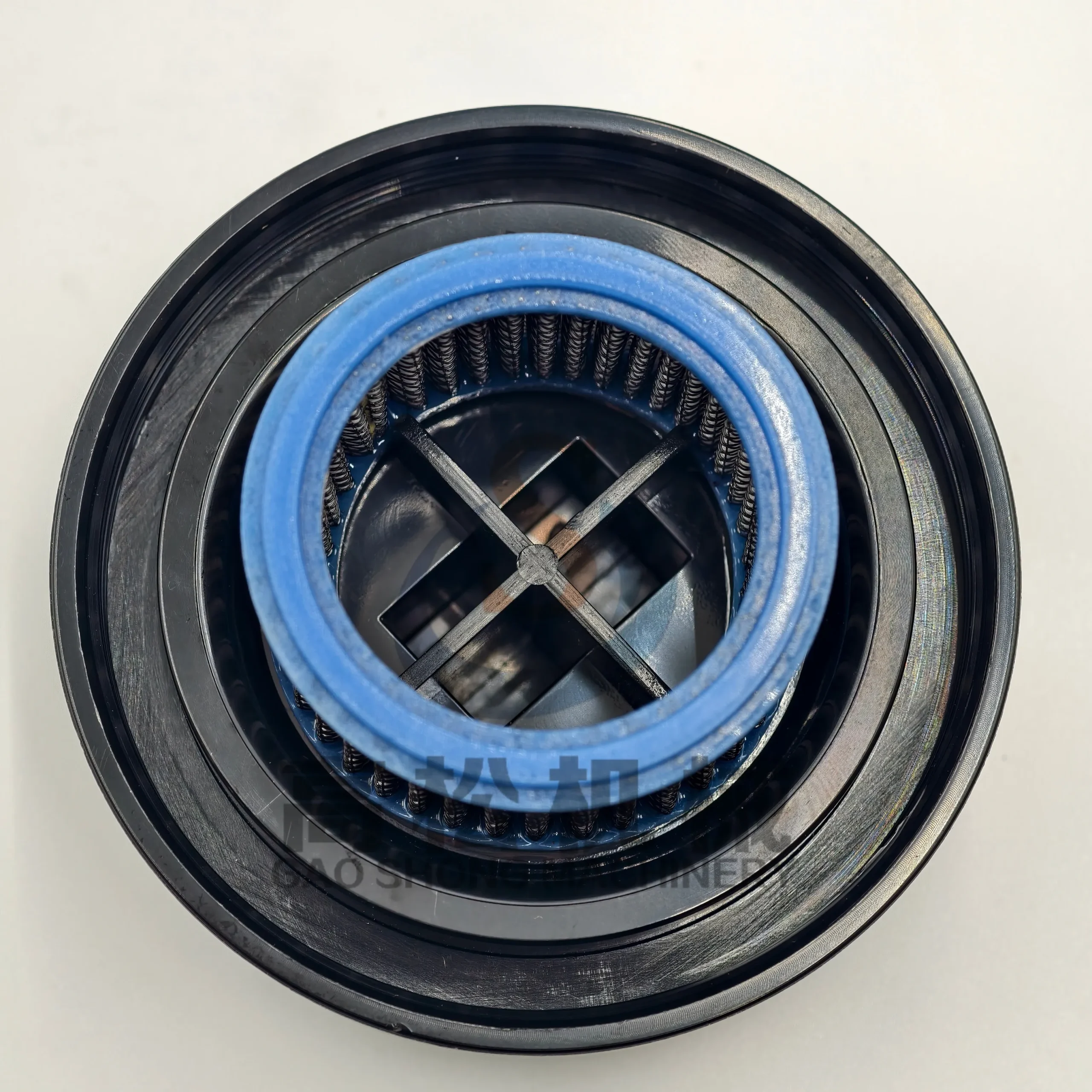 Kmax teeth: innovation or maintenance focus?