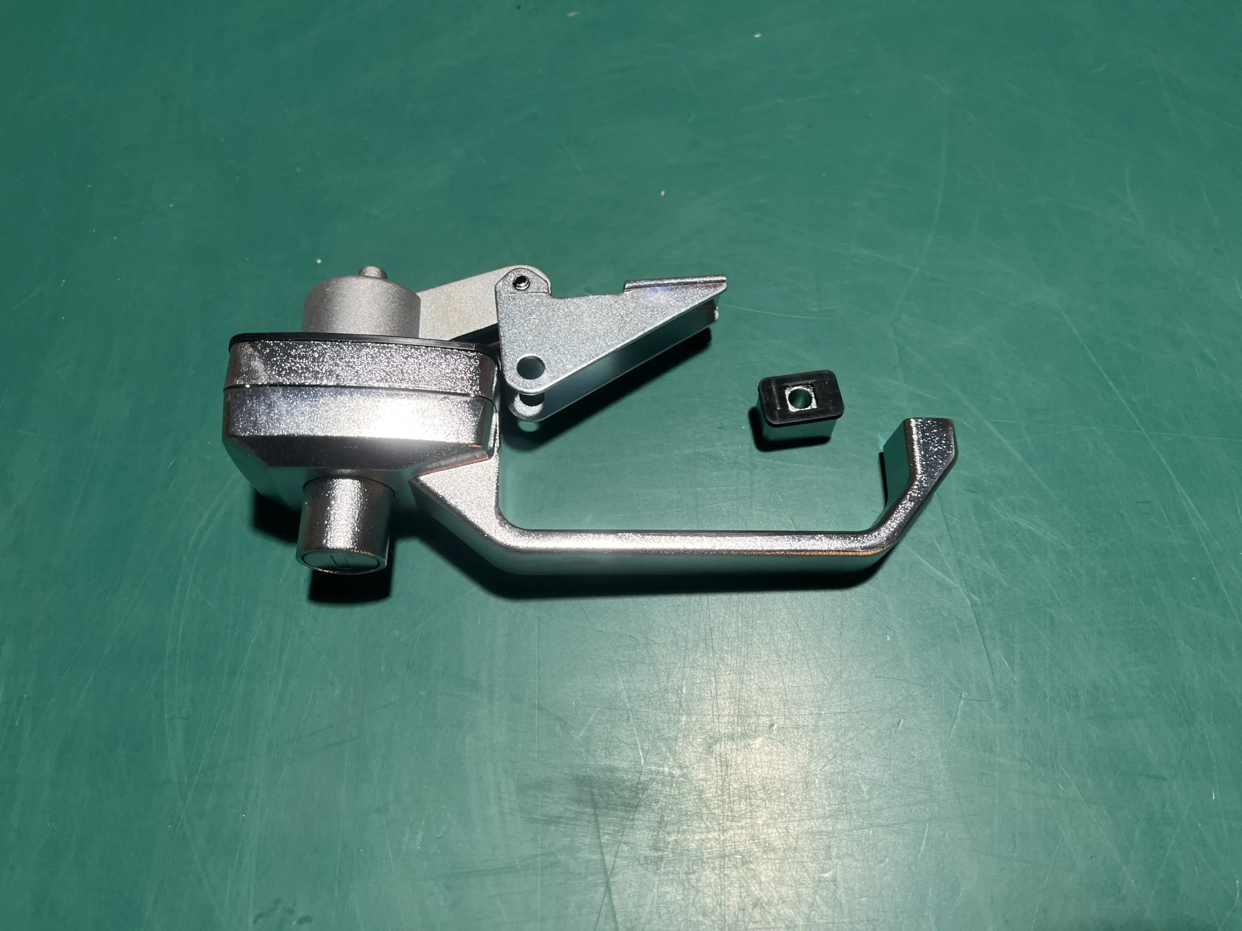 Komatsu Locks 198-Z11-3710 for Bulldozer D65EX-12