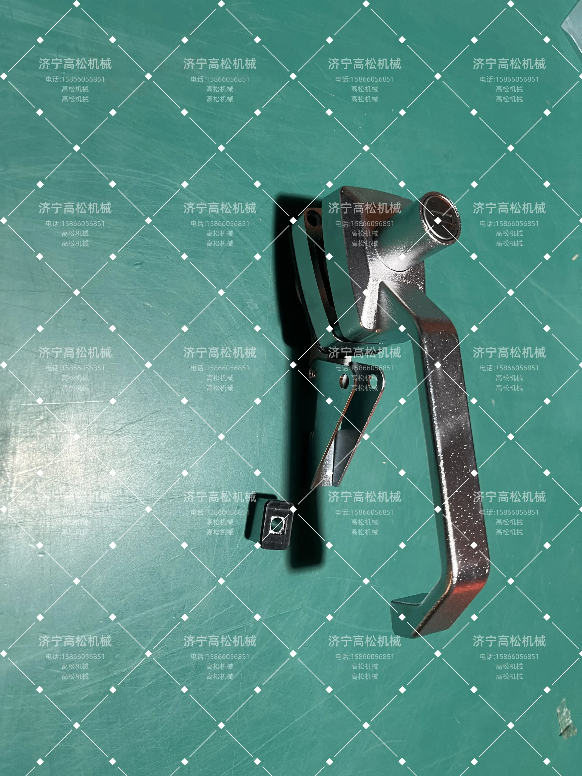 198-Z11-3710 Komatsu Handle Assembly