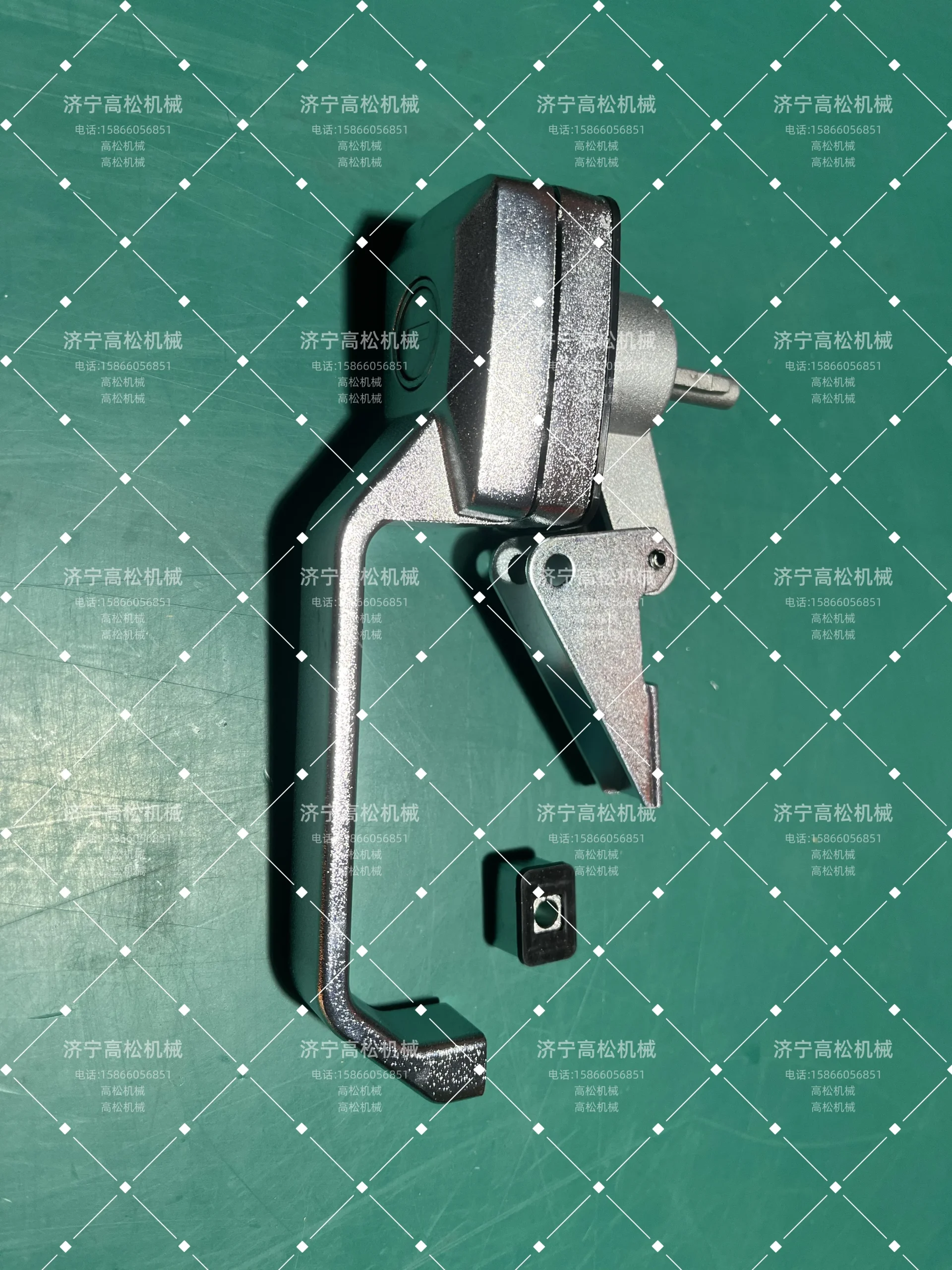 198-Z11-3710 Komatsu Handle Assembly