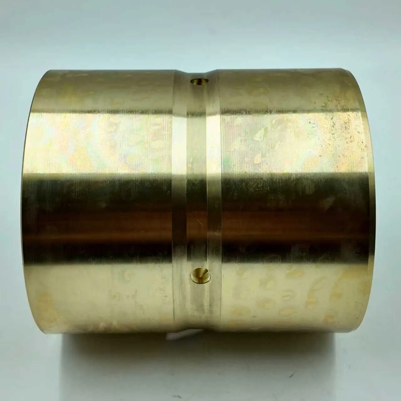 207-70-61610• BUSHING Komatsu Original Factory