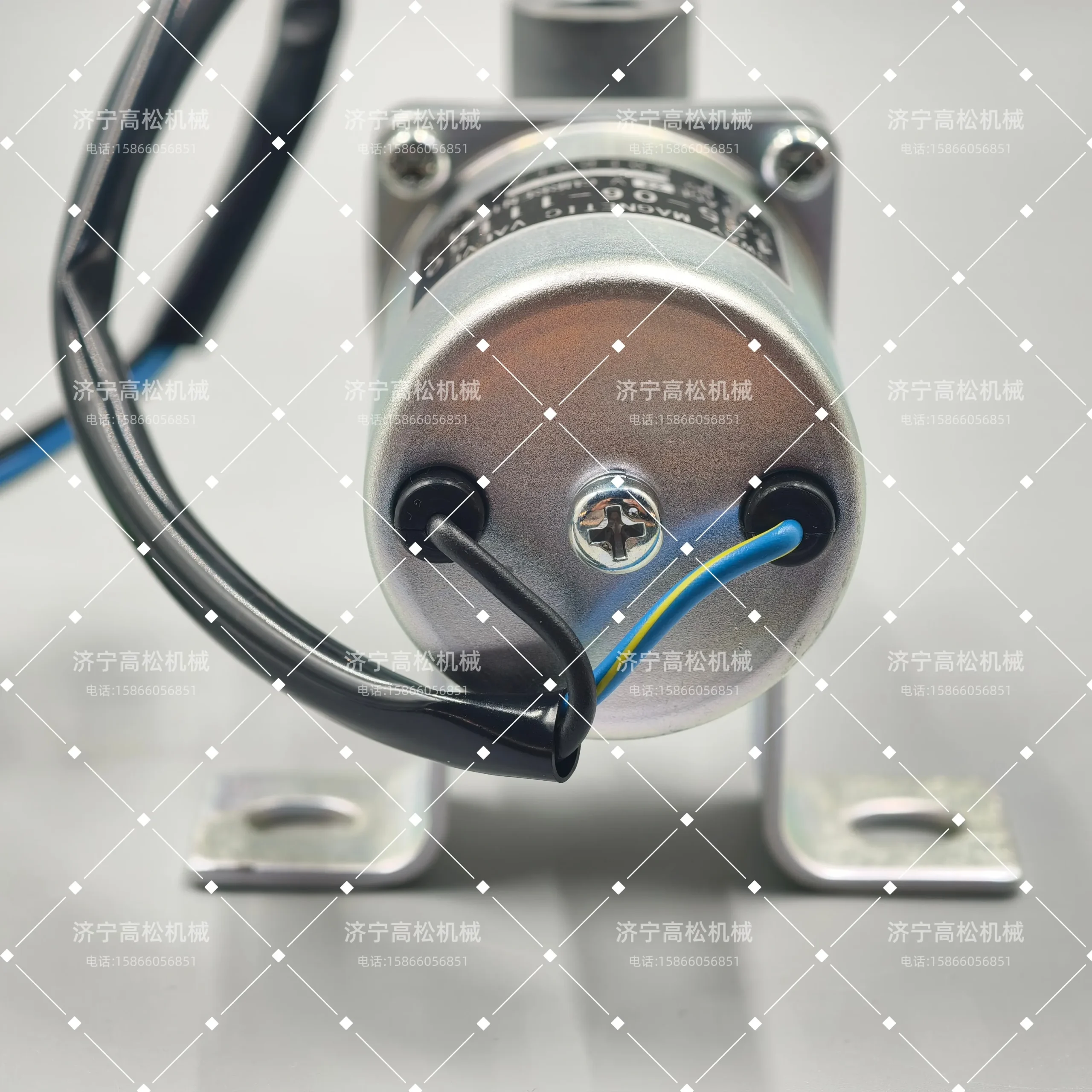 425-06-11150 Komatsu VALVE, PARKING BRAKE