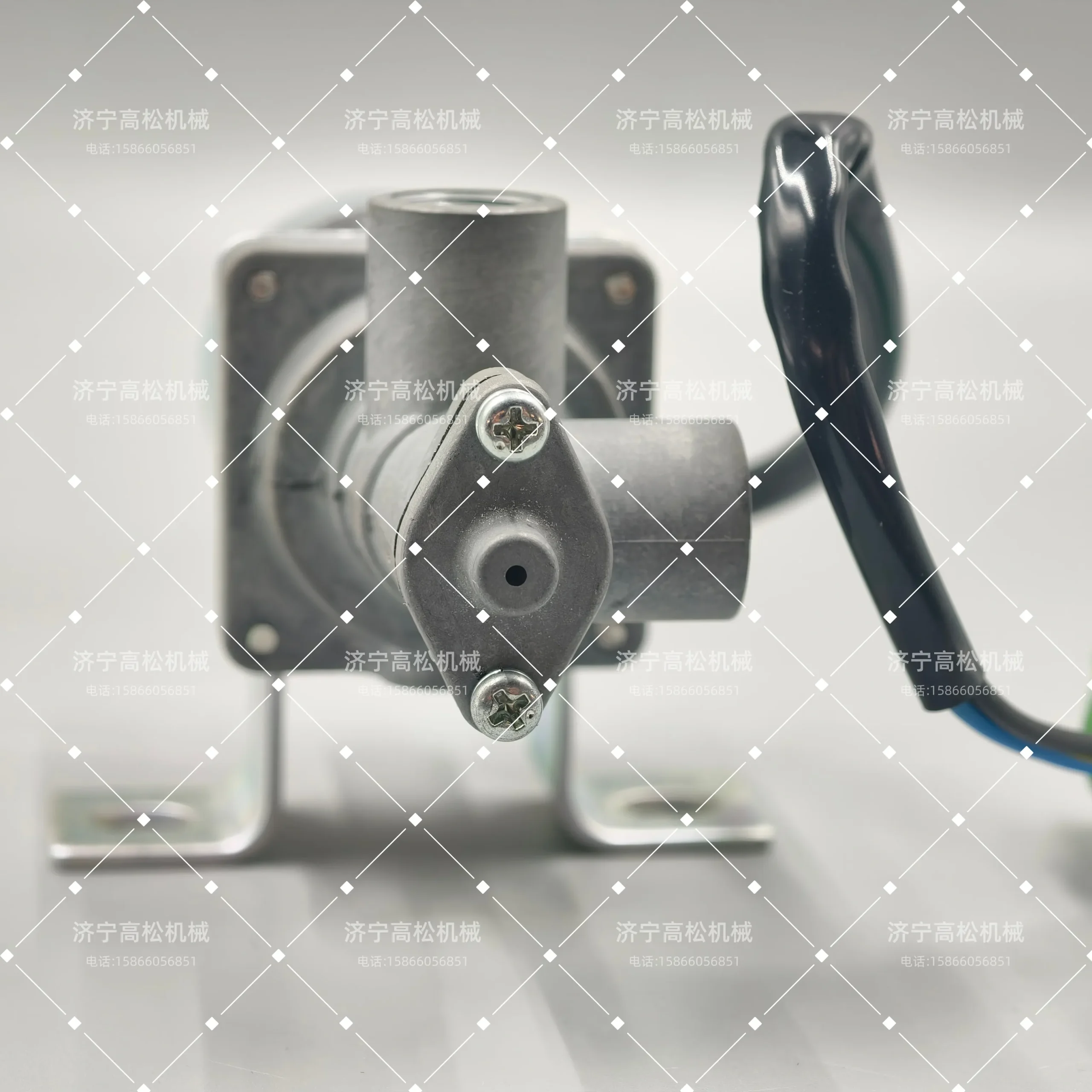 425-06-11150 Komatsu VALVE, PARKING BRAKE