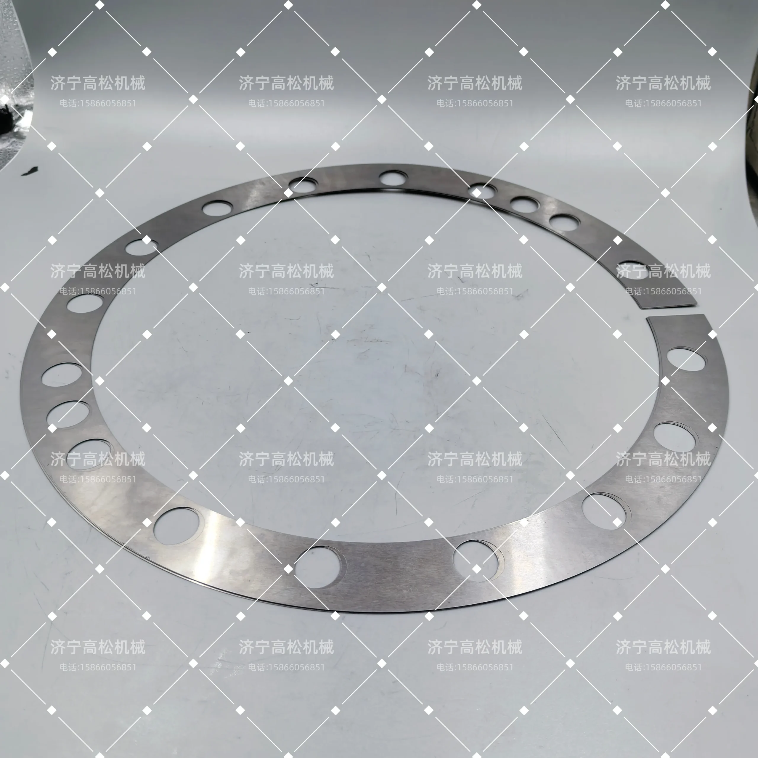 561-22-61390 SHIM van KOMATSU – Truck Parts Expert