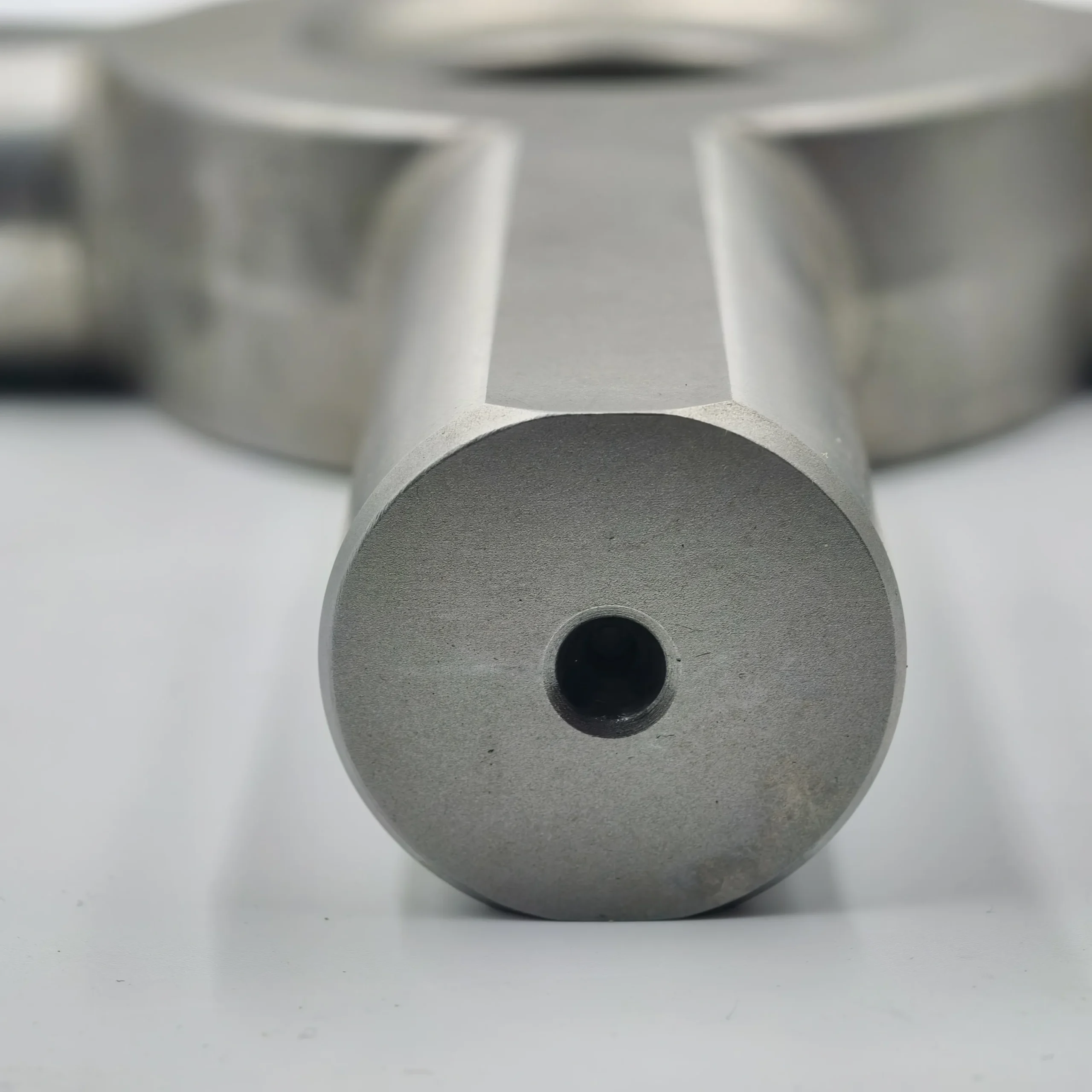 Komatsu Shaft 426-22-21410 for WA600-3 WF650T-3