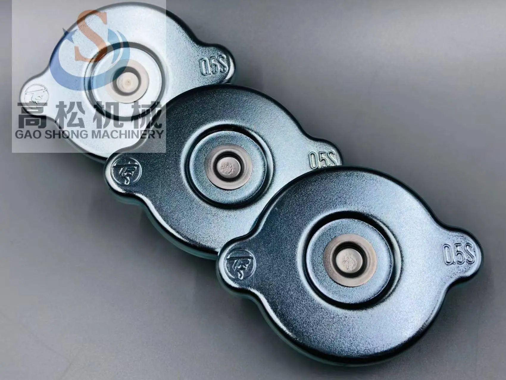 Cap of excavator radiator 20y-03-22110 for pc200-8 pc200-7