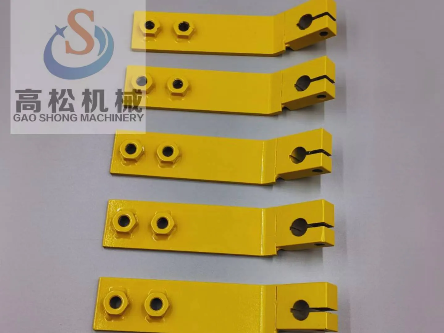 566-86-6K430 Komatsu factory bracket. Compatible with models HD325, HD785. Large inventory available.