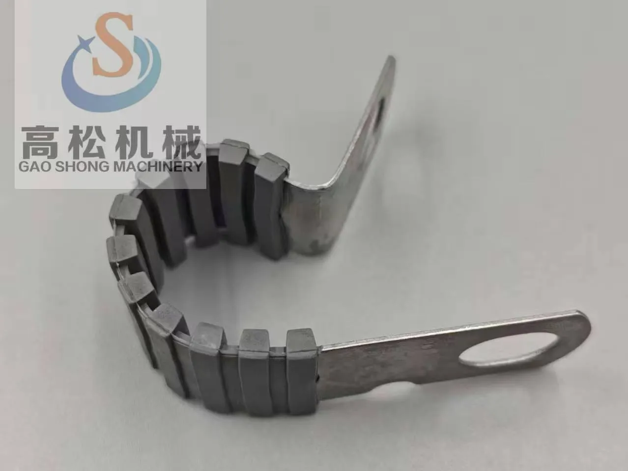 600-051-2180 Compatible models: D65 WA470-6 GD675 Komatsu original clip. Large inventory available.