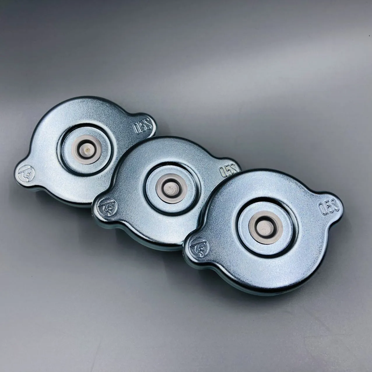 Water Tank Radiator Cap 20Y-03-22110 for Komatsu PC130-8 PC200-8 PC220-8 PC300-8 PC400-8