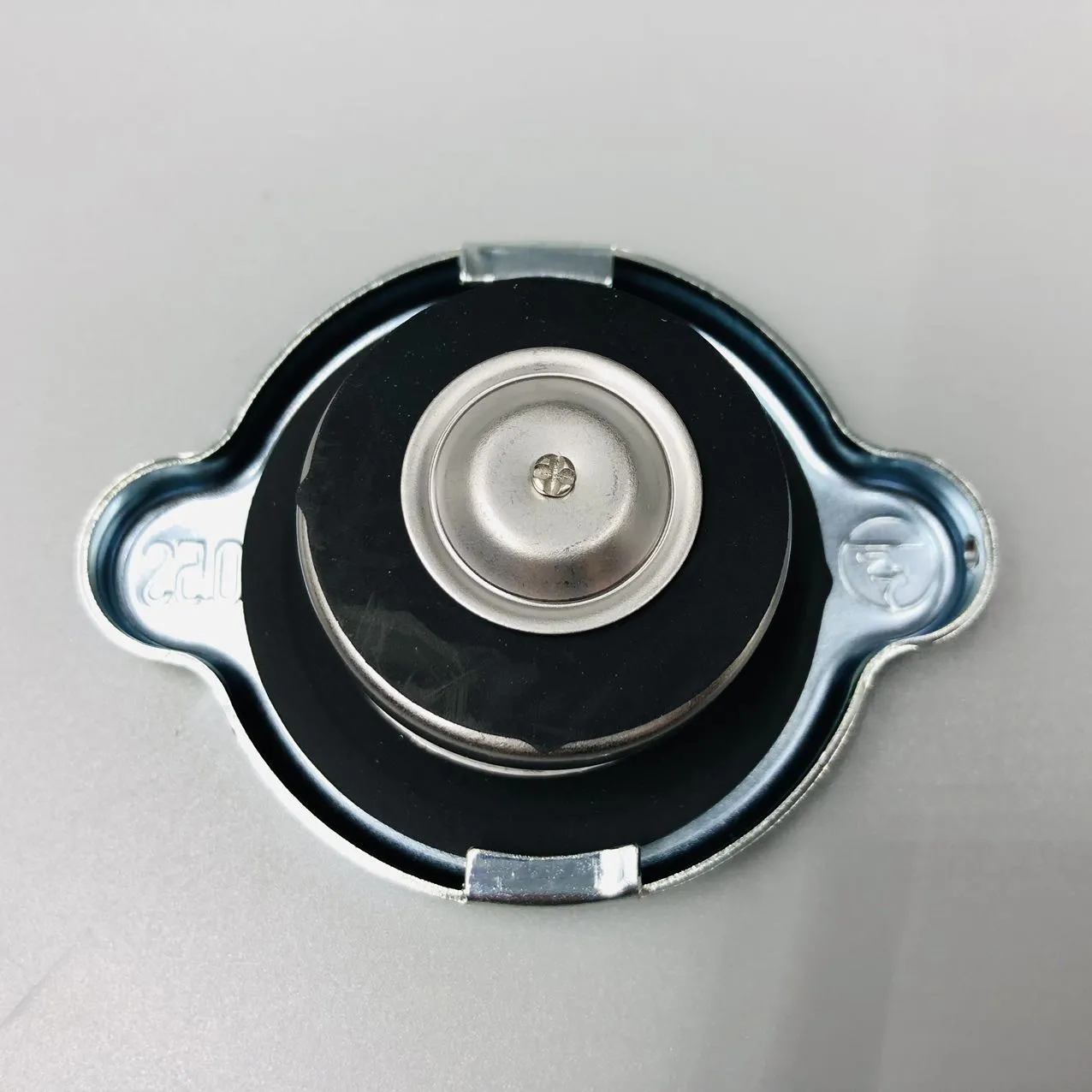 Water Tank Radiator Cap 20Y-03-22110 for Komatsu PC130-8 PC200-8 PC220-8 PC300-8 PC400-8
