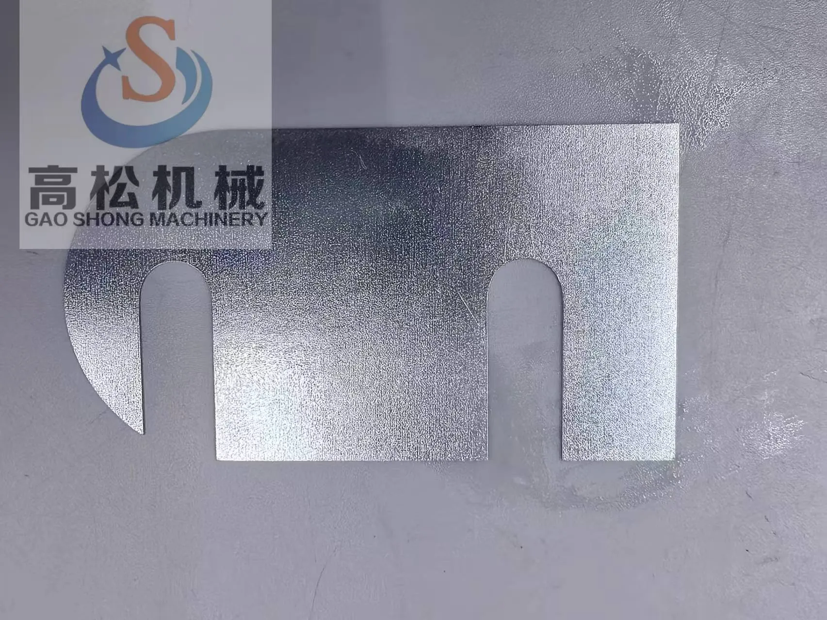 419-54-15690-YA Compatible models: WA380-3, HD605, HM400. Large stock of plates available.